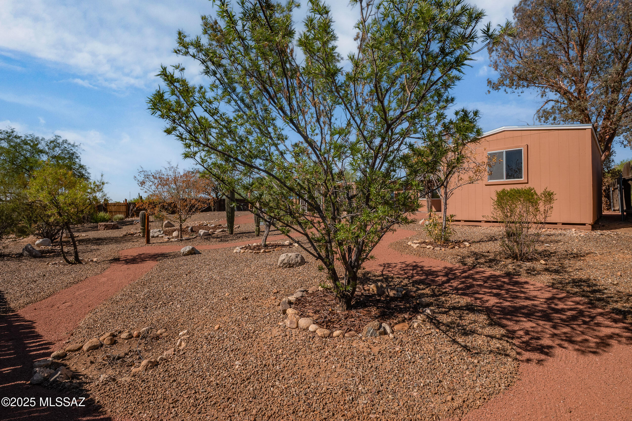 Casas Adobes Estates (541-618) - Residential