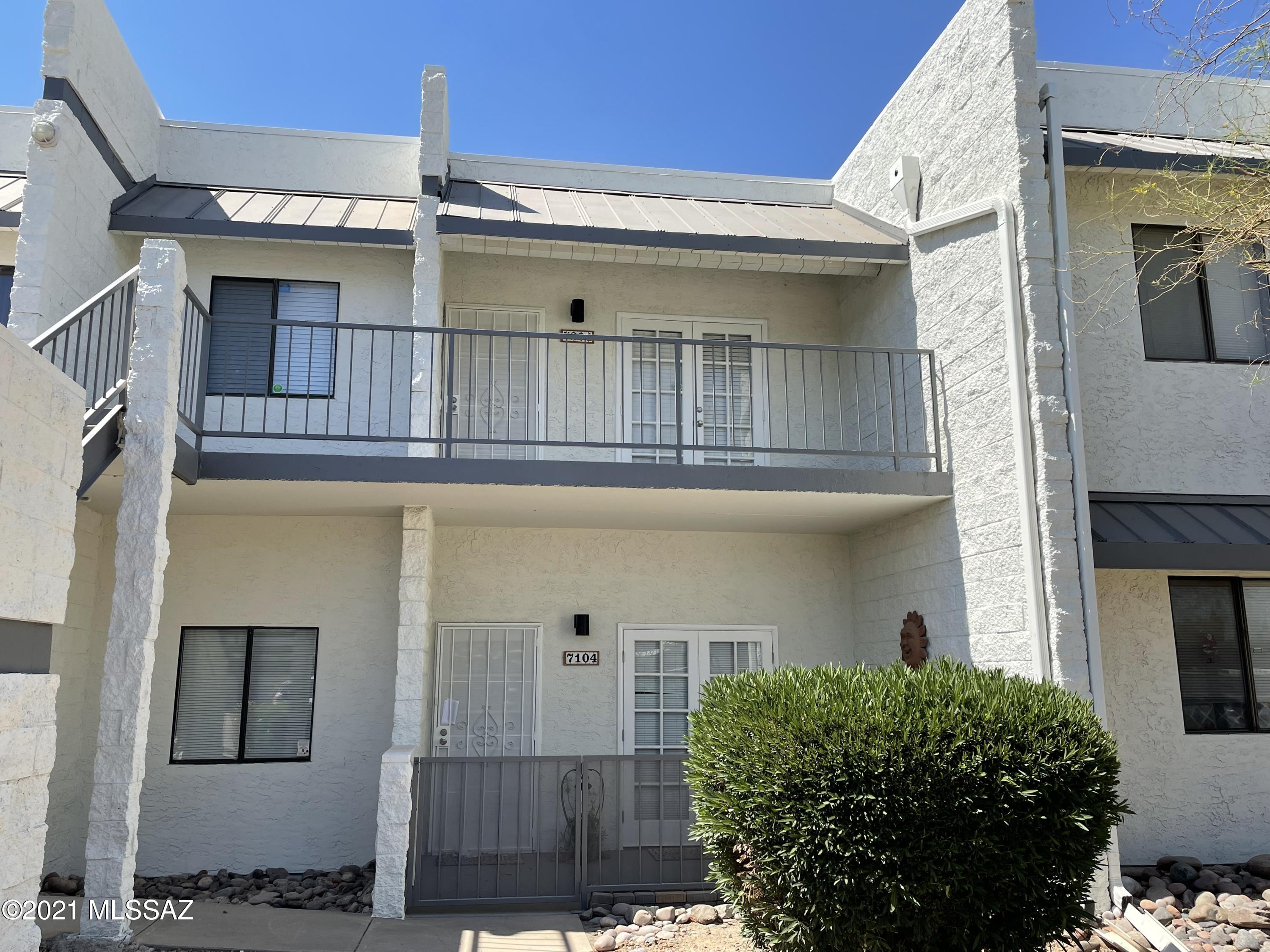 Seller will entertain, counter or accept offers between $95,000 - $100,000.  Move right into this great, open concept one bedroom plus den Condo.  The off-kitchen french doors lead to your patio where you will be sure to enjoy the MOUNTAIN VIEWS or step downstairs to the community pool.  You will be surprised by the size of the extra large walk in closet and in home laundry room.  The HOA includes H20 Sewer and exterior building maintenance.  Make your showing appointment now!