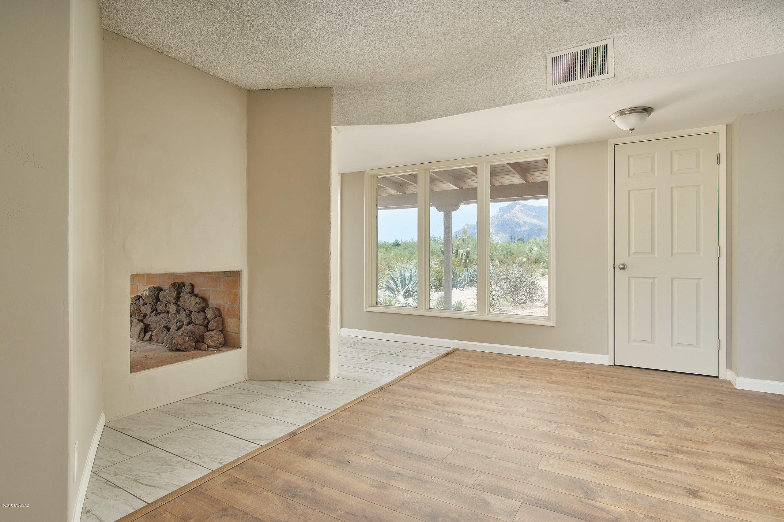 Casas Adobes Estates (466-476) - Residential