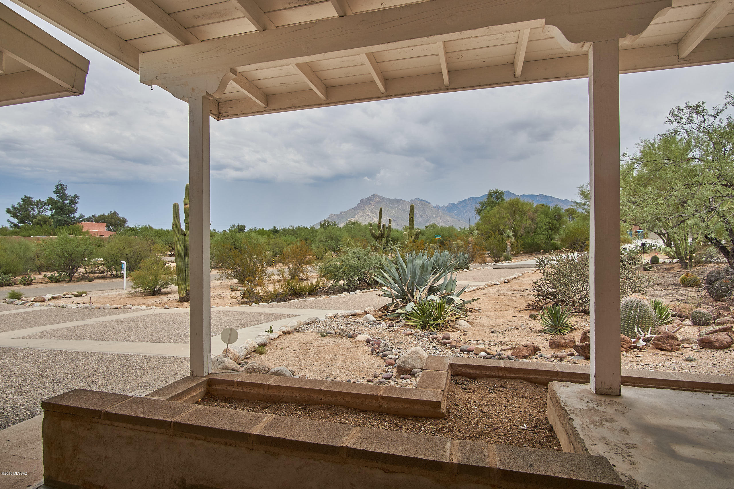 Casas Adobes Estates (466-476) - Residential