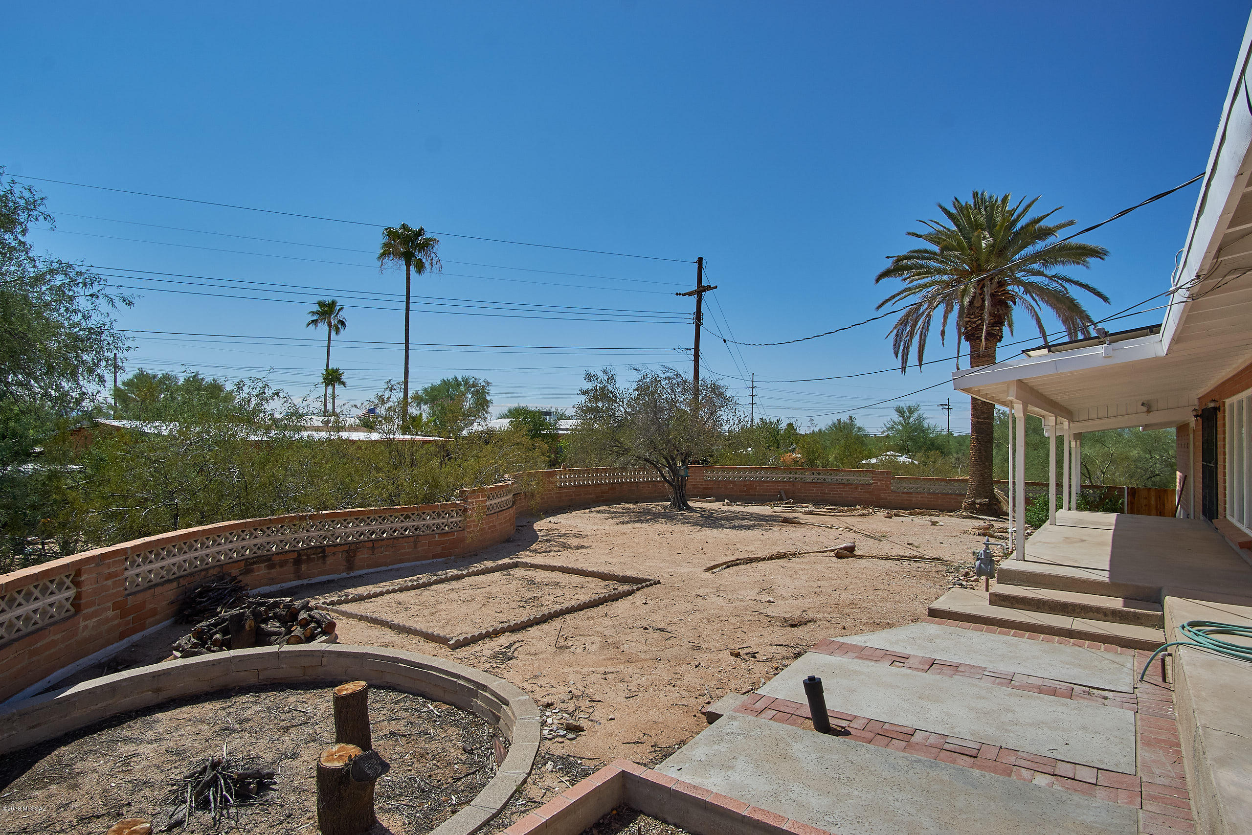 Casas Adobes Estates (466-476) - Residential