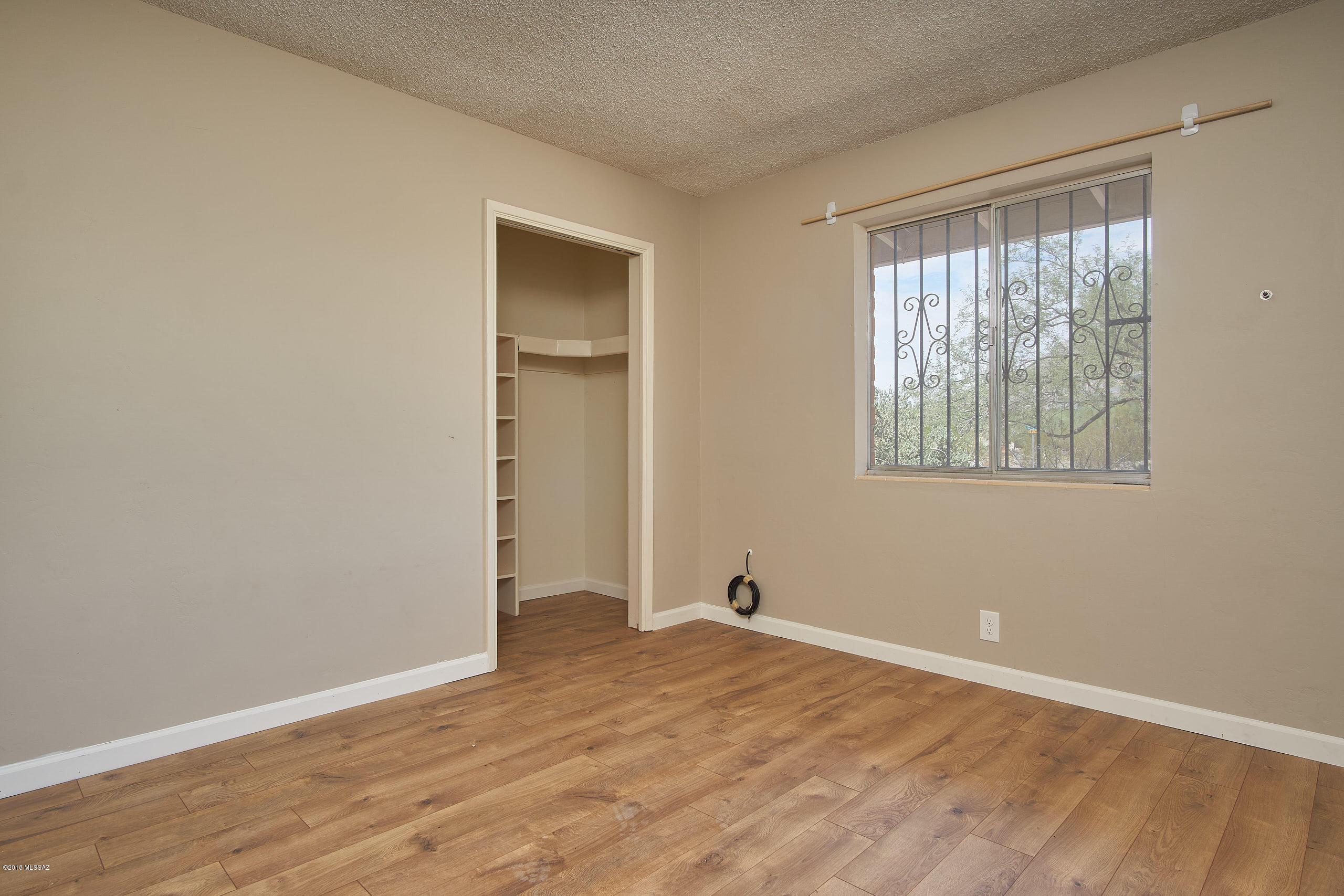 Casas Adobes Estates (466-476) - Residential