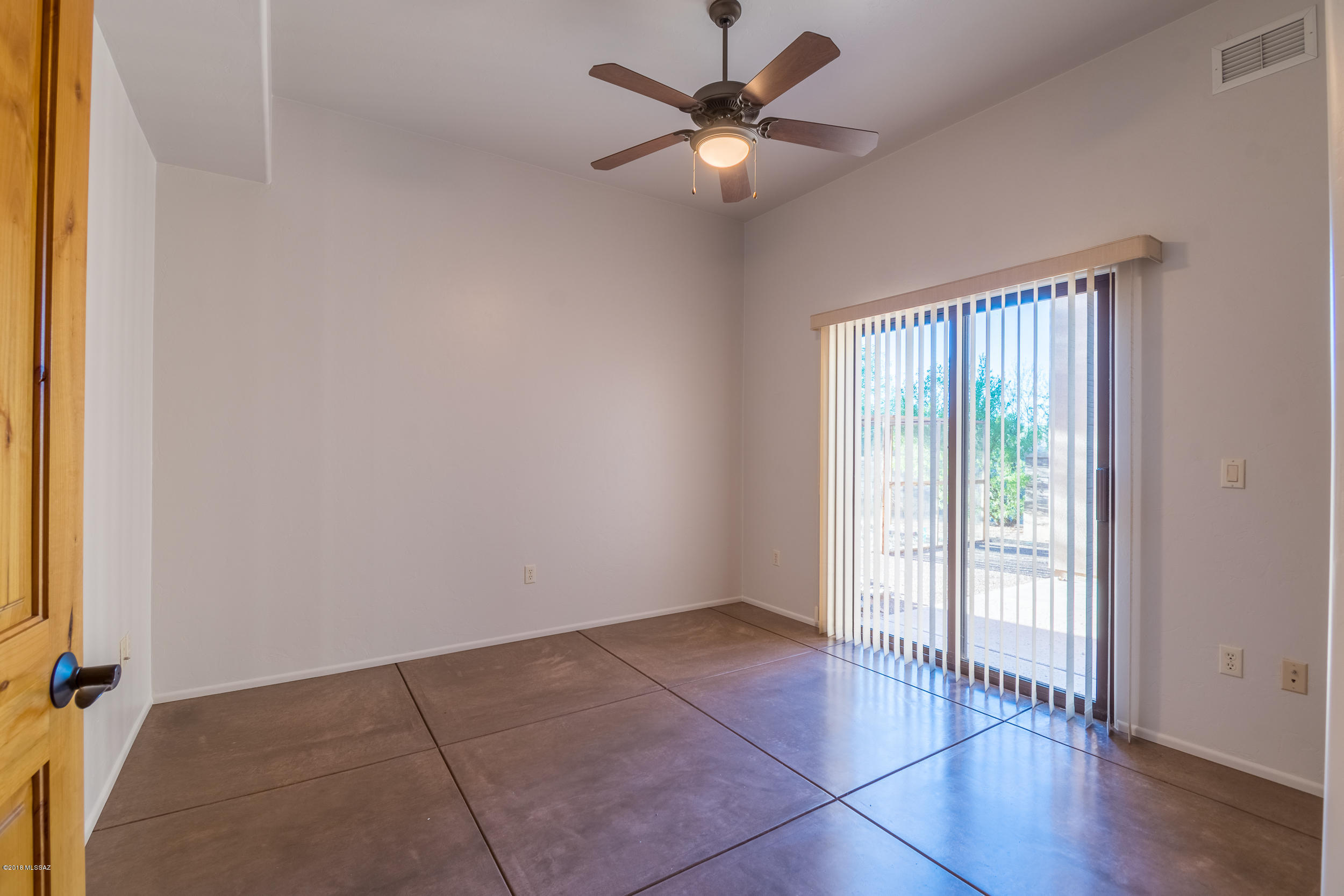 Coyote Creek (1-395) - Residential
