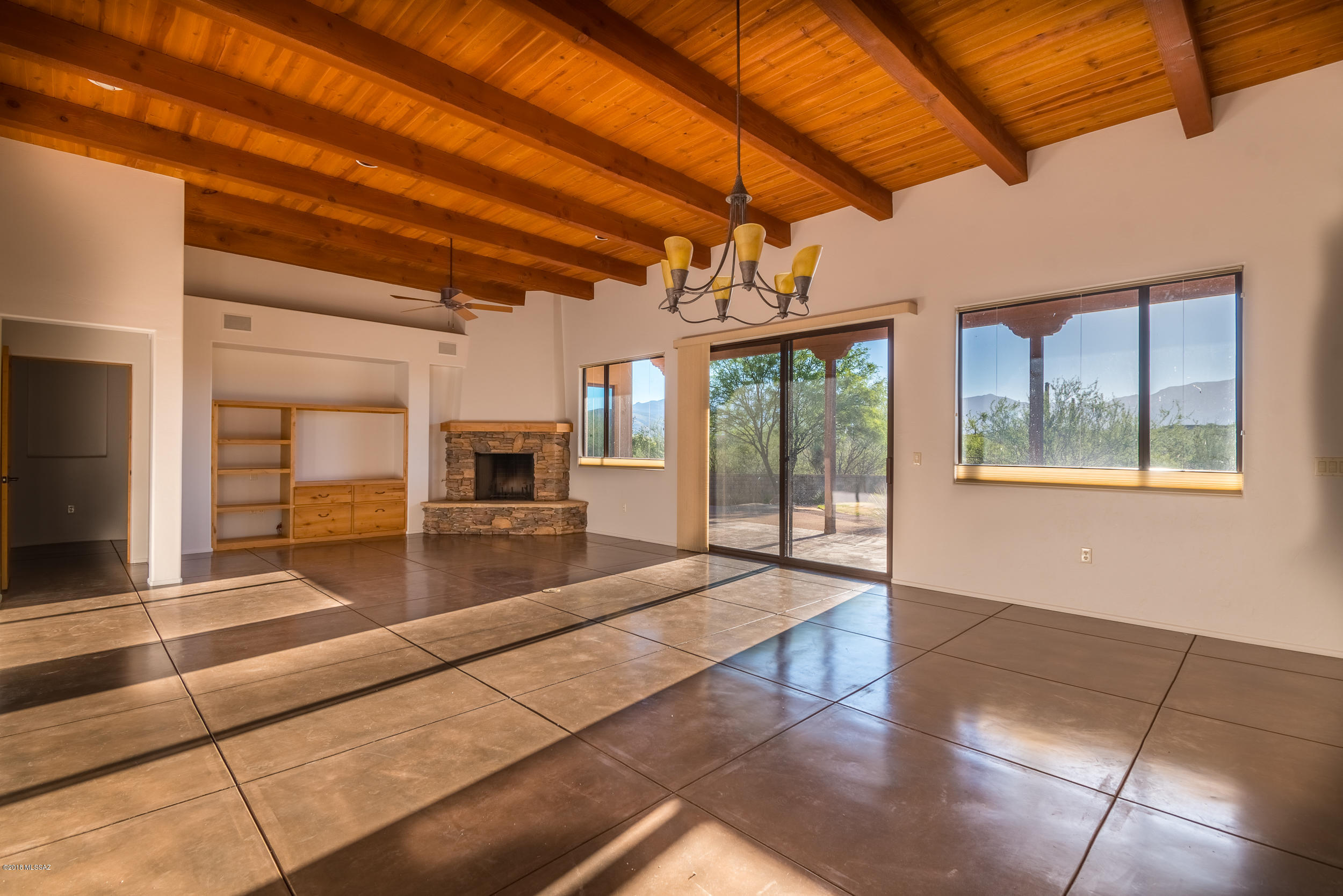 Coyote Creek (1-395) - Residential