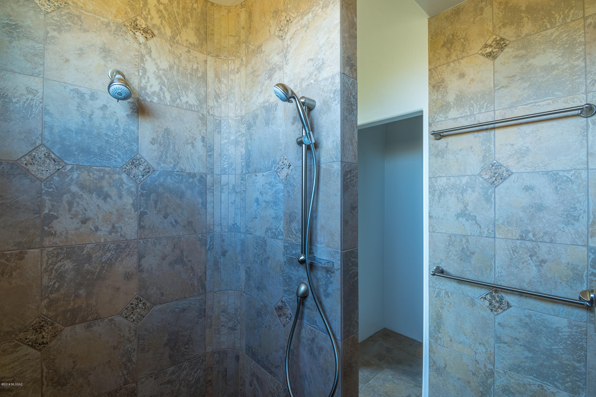 Coyote Creek (1-395) - Residential