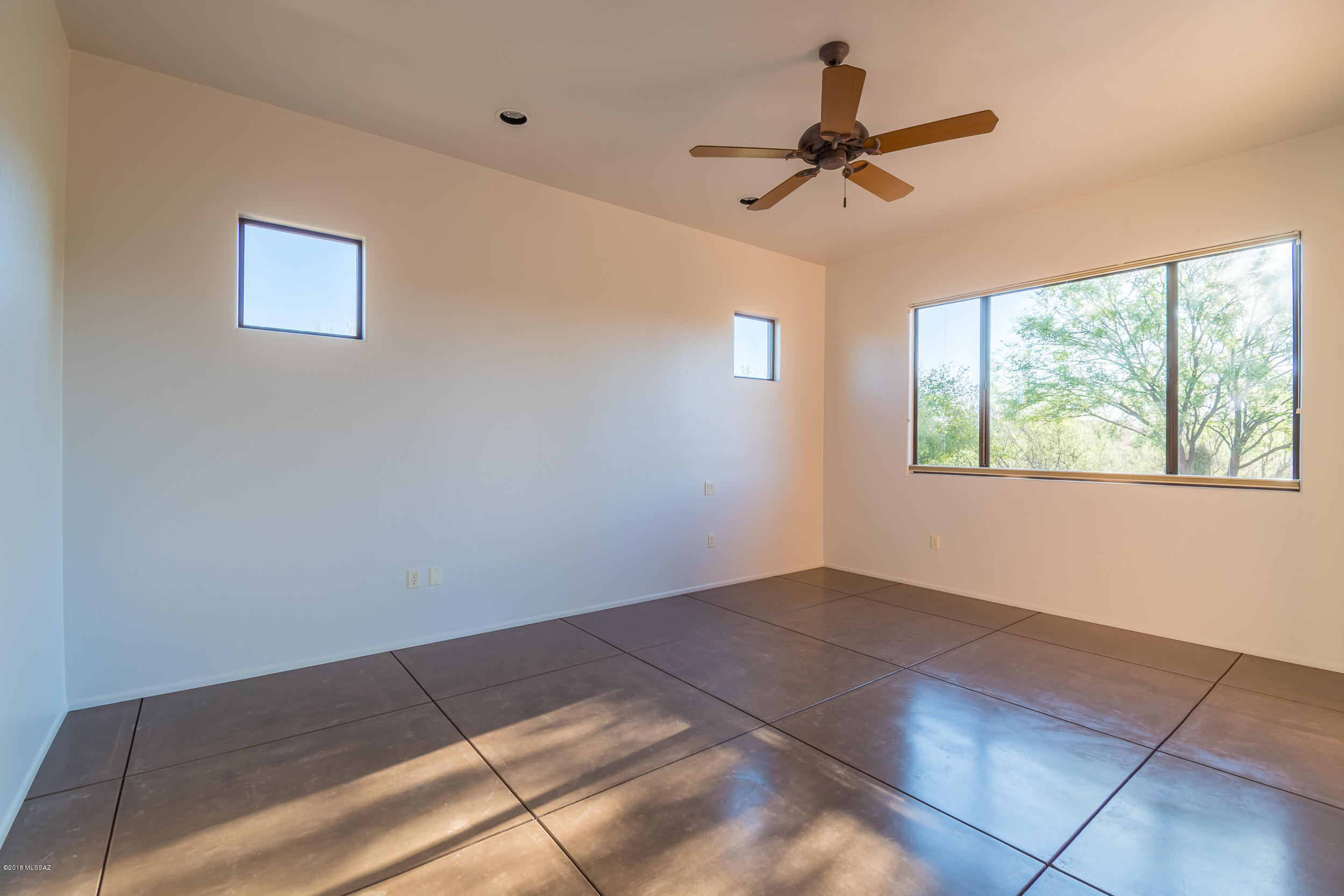 Coyote Creek (1-395) - Residential