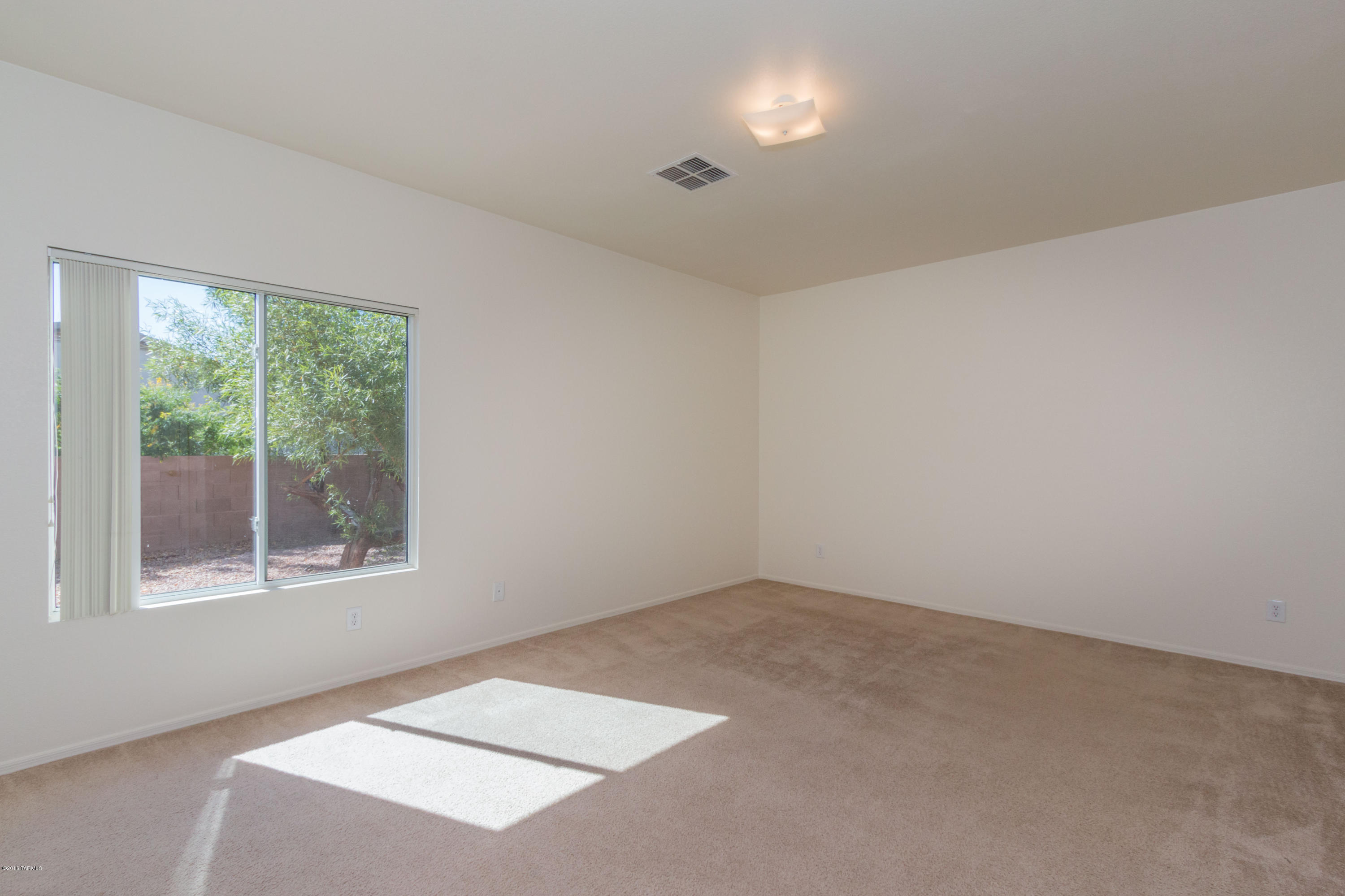 Black Horse (1-411) - Residential