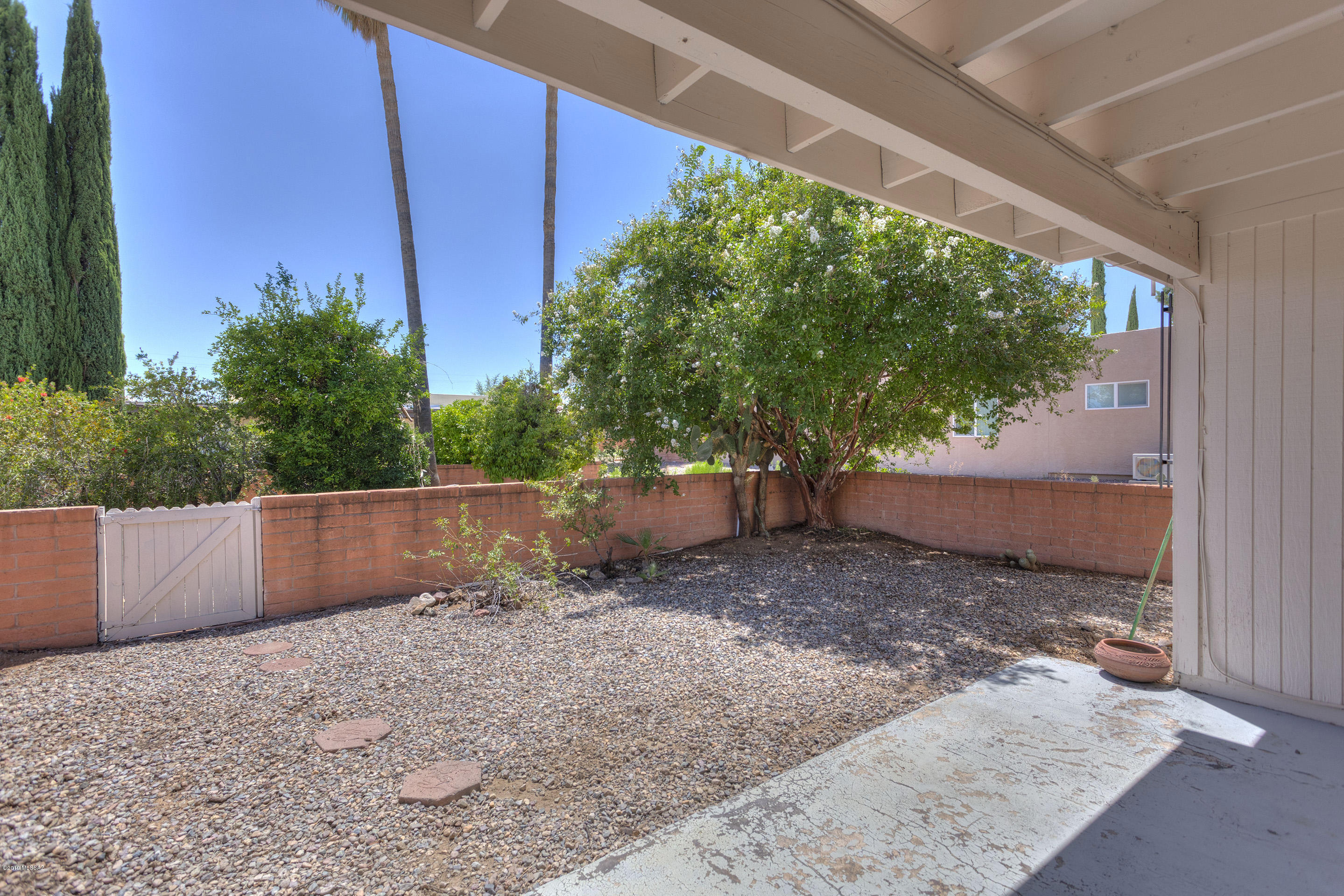 Green Valley Desert Meadows Townhouses (82-197) - Residential