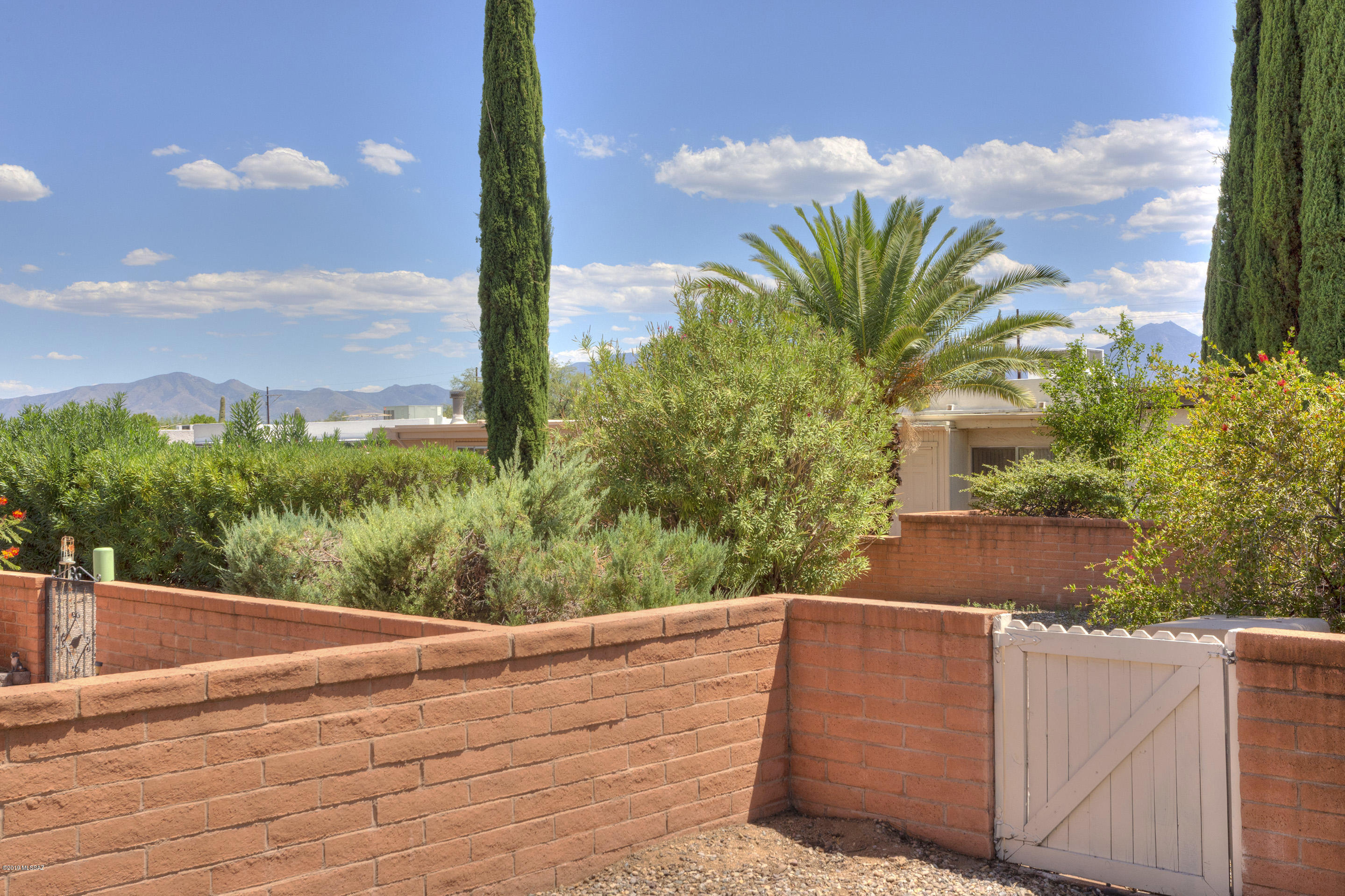 Green Valley Desert Meadows Townhouses (82-197) - Residential