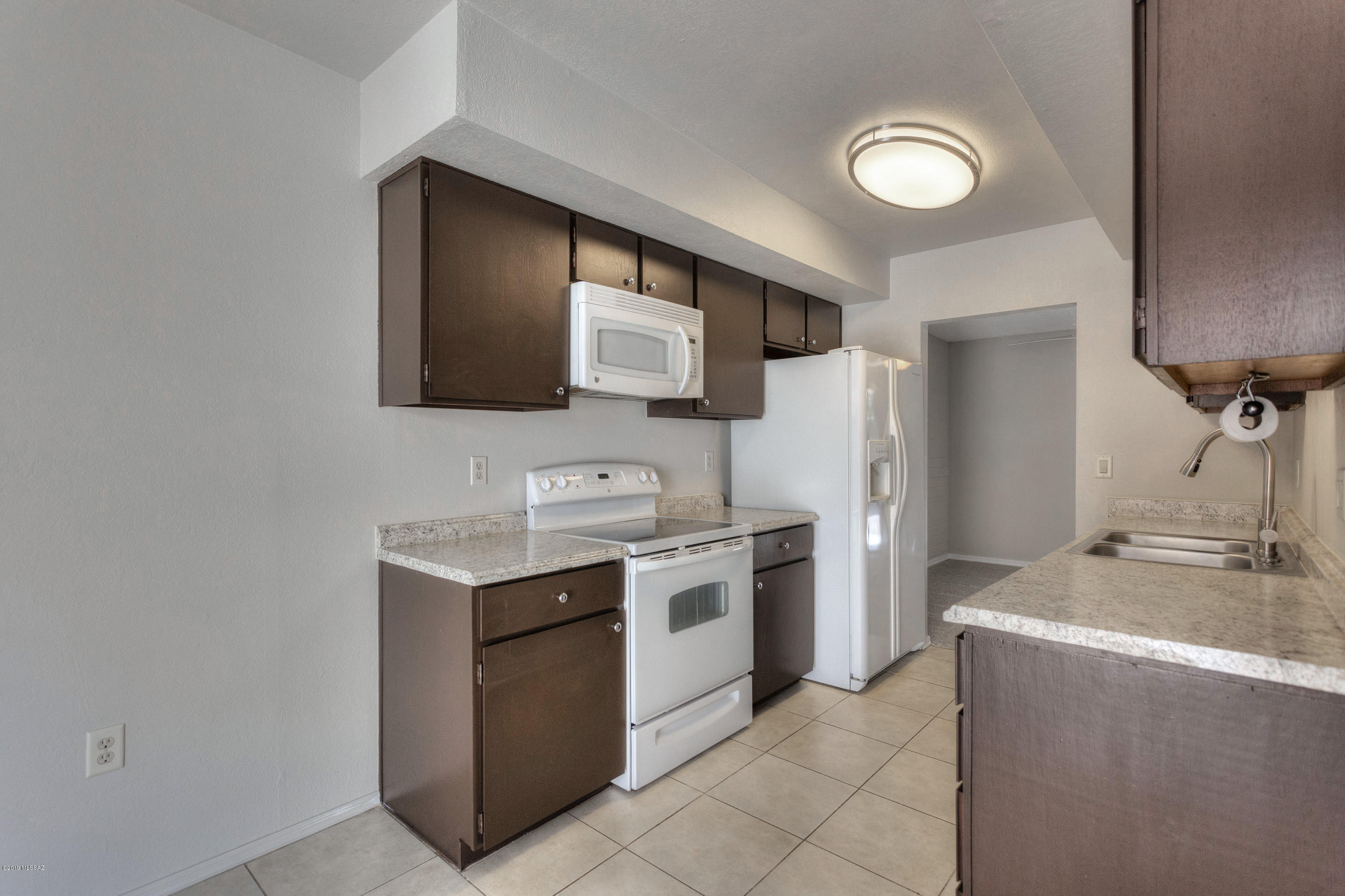 Green Valley Desert Meadows Townhouses (82-197) - Residential