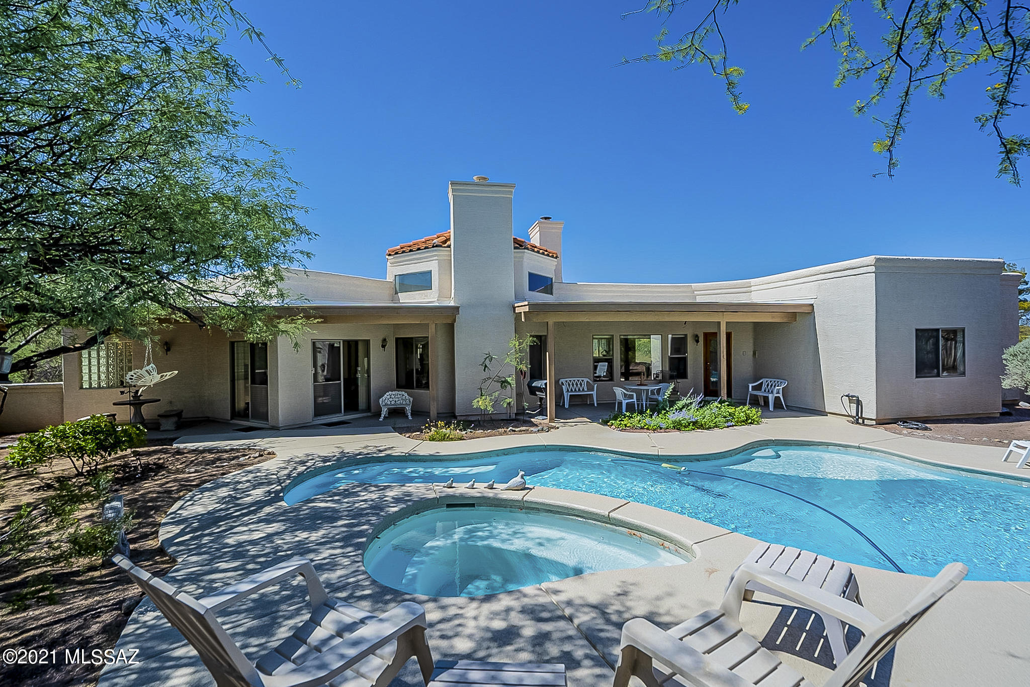 Loma De La Vista Verde (1-38) - Residential