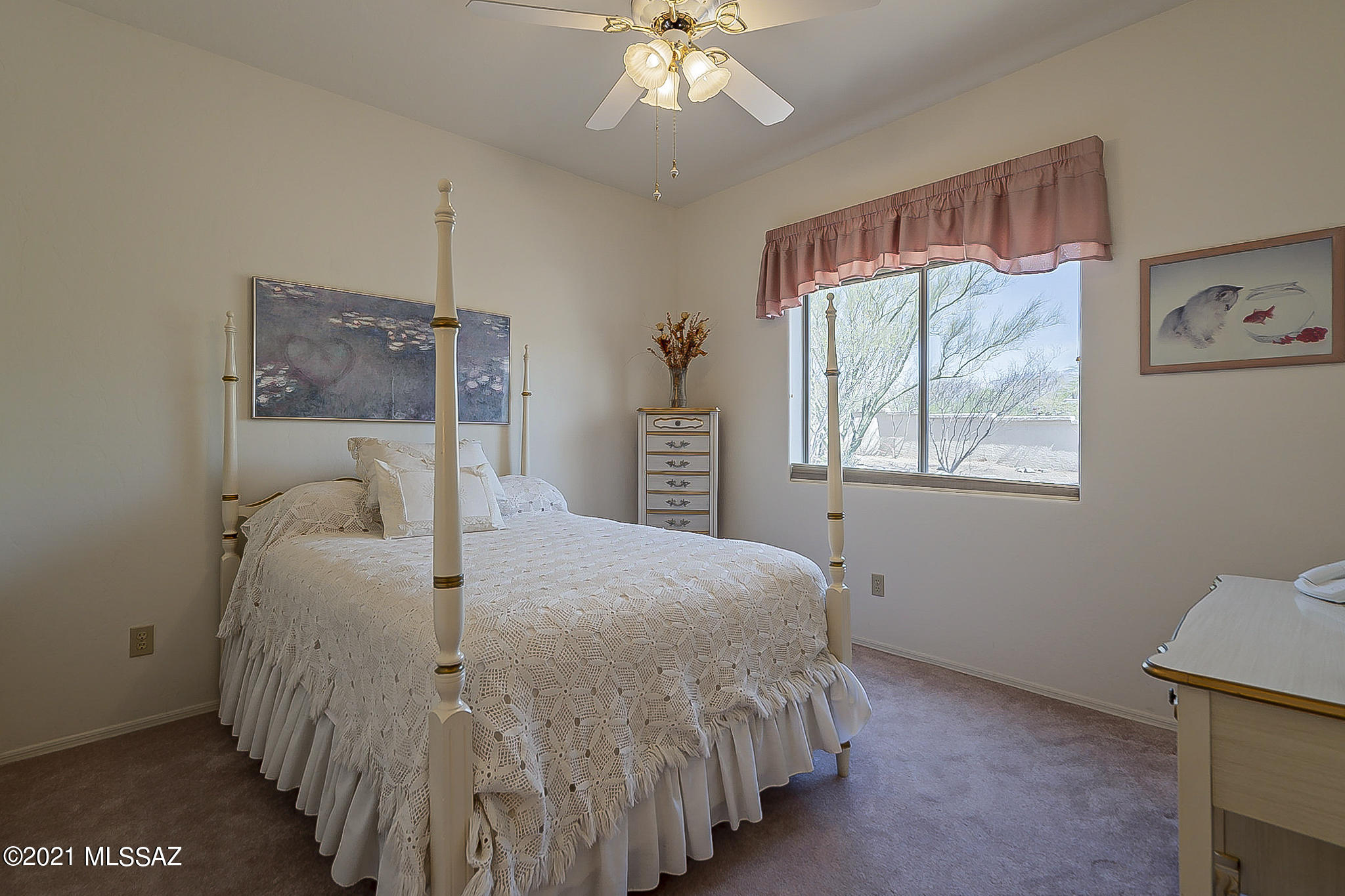 Loma De La Vista Verde (1-38) - Residential