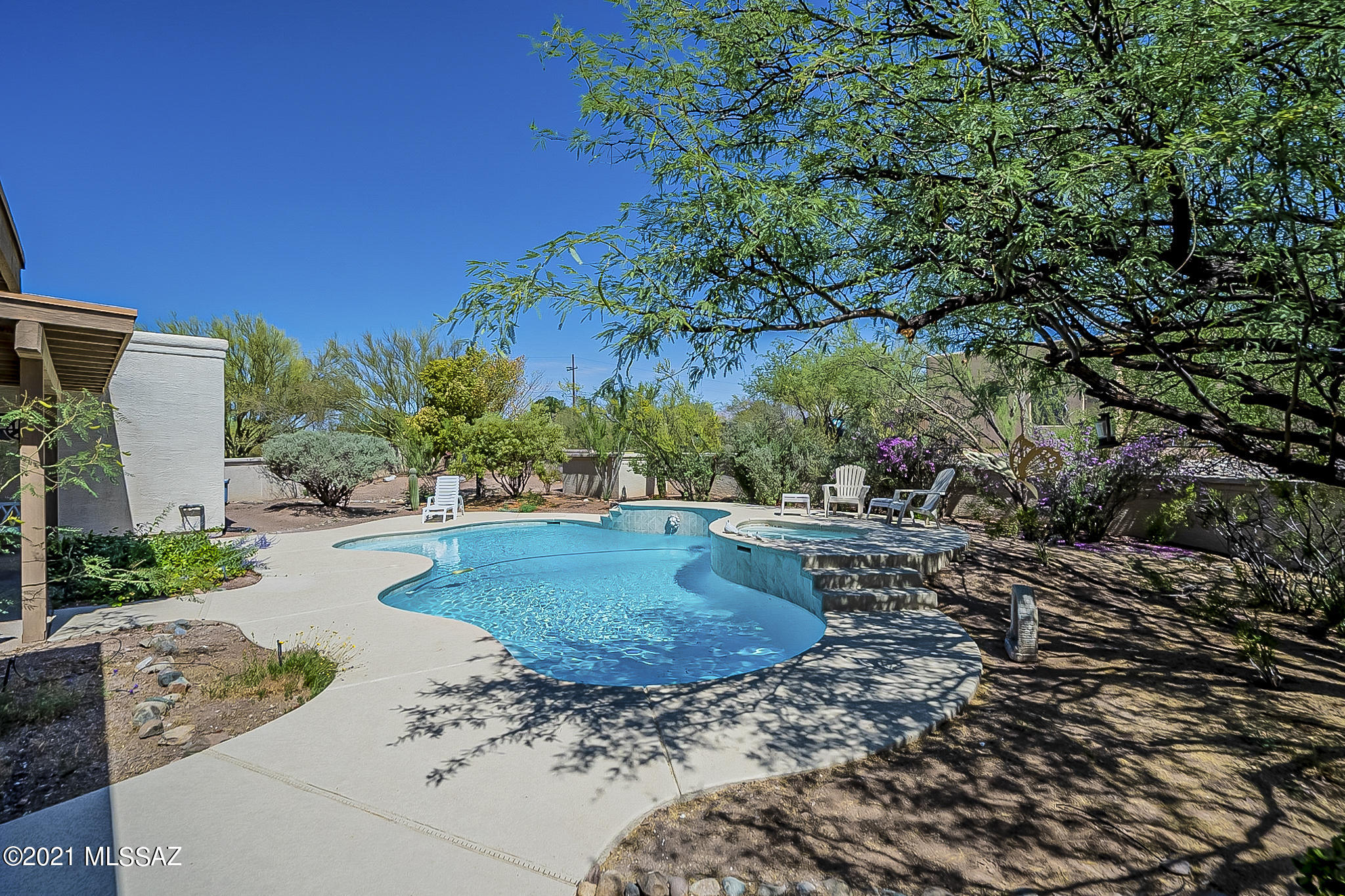 Loma De La Vista Verde (1-38) - Residential