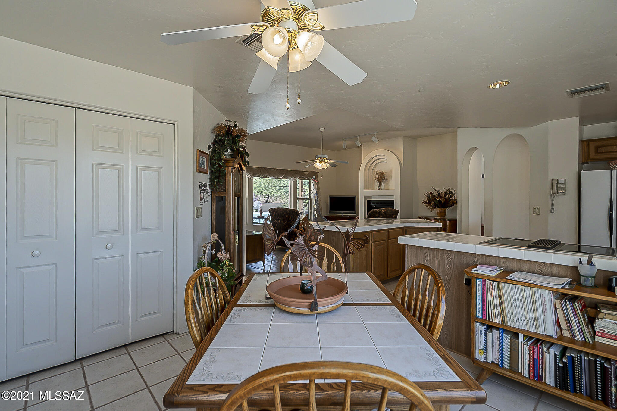 Loma De La Vista Verde (1-38) - Residential
