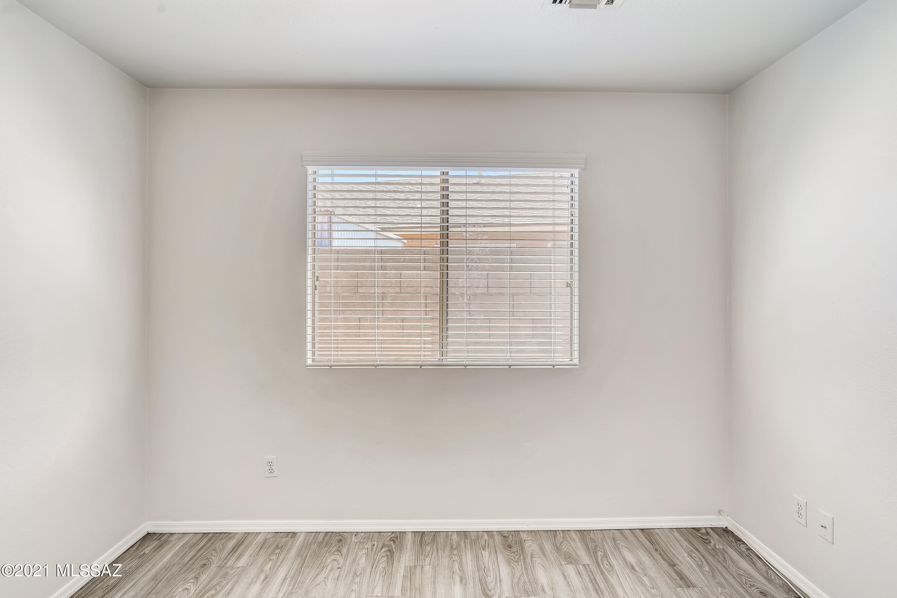 La Tierra Buena (1-207) - Residential