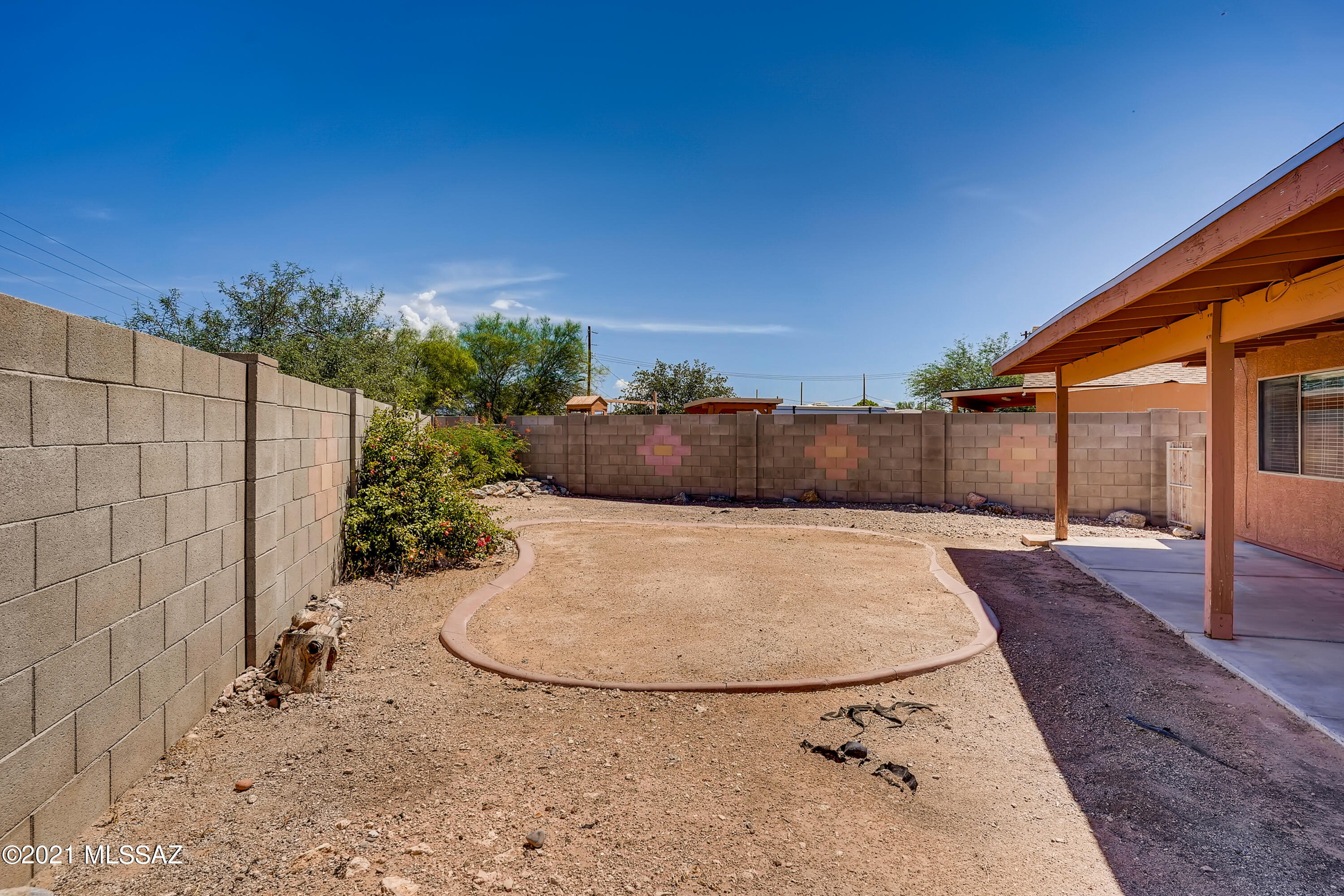 La Tierra Buena (1-207) - Residential