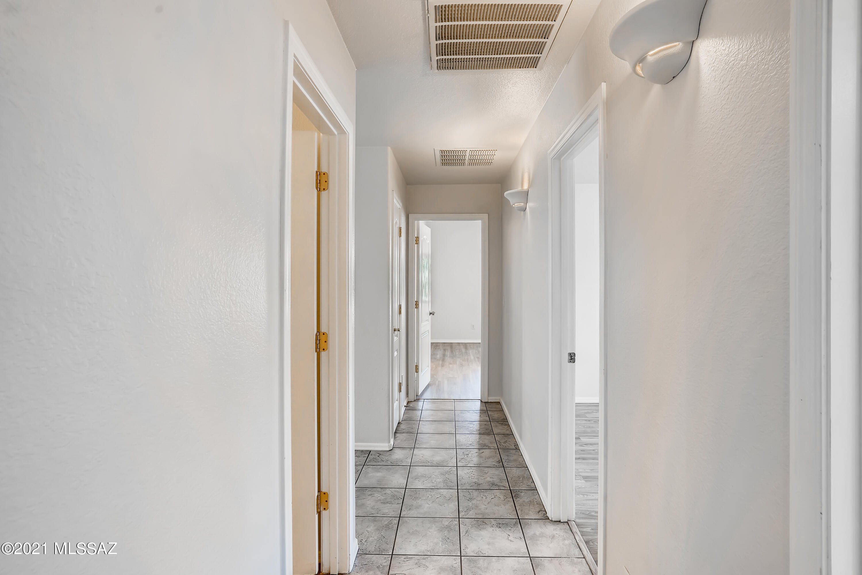 La Tierra Buena (1-207) - Residential