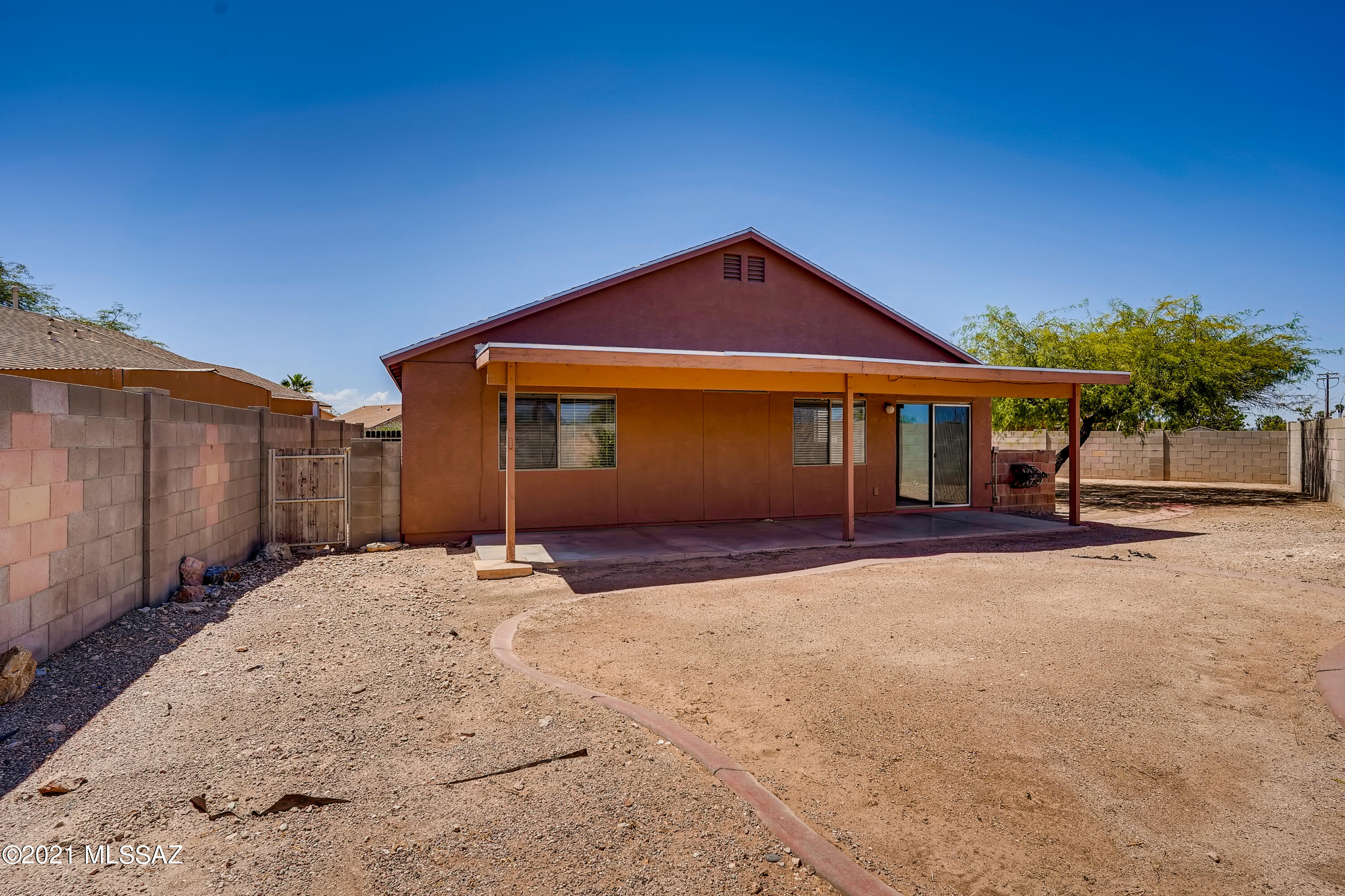 La Tierra Buena (1-207) - Residential
