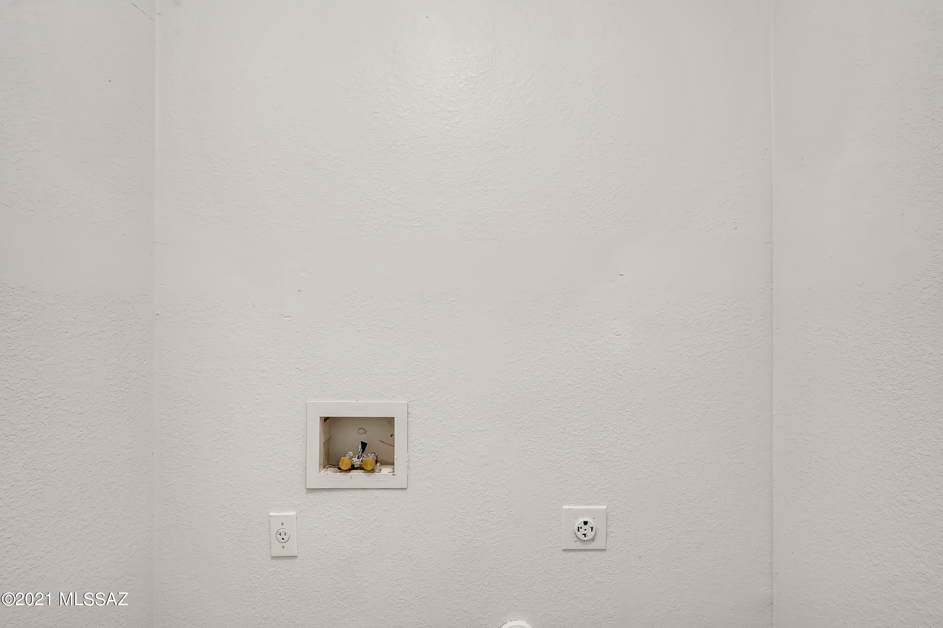 La Tierra Buena (1-207) - Residential