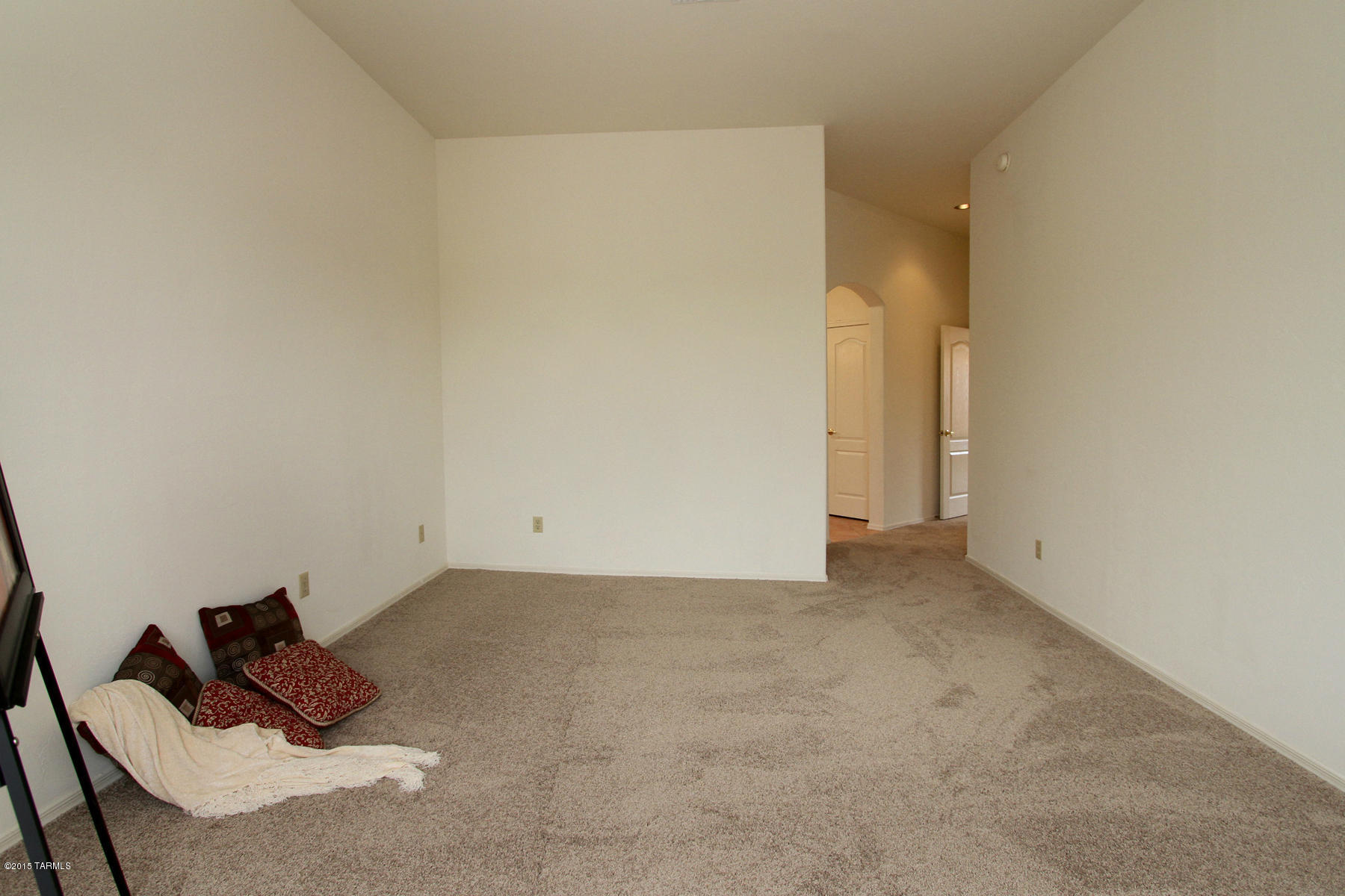 Marquette Place (1-44) - Residential