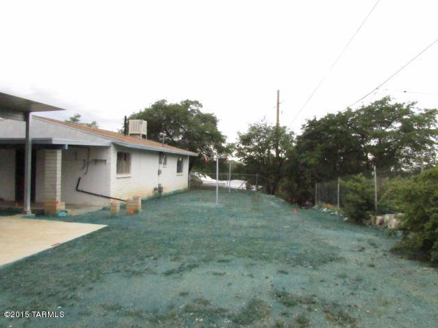 Los Robles Estates - Residential