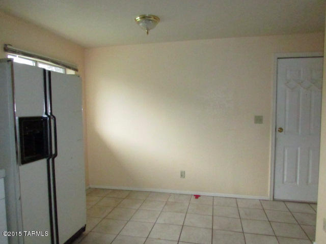 Los Robles Estates - Residential