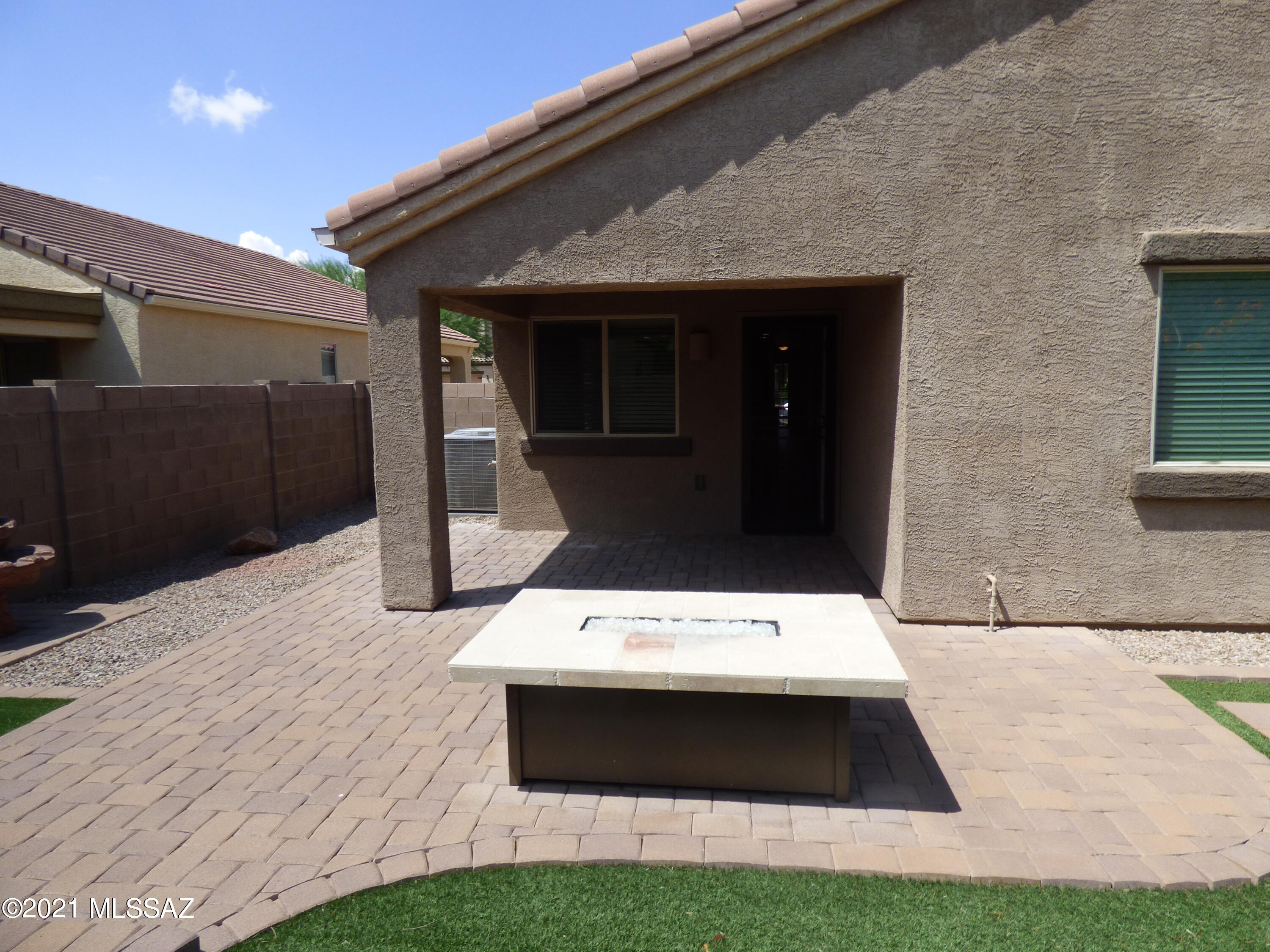 Saguaro Springs Block 8B (131-399) - Residential Lease