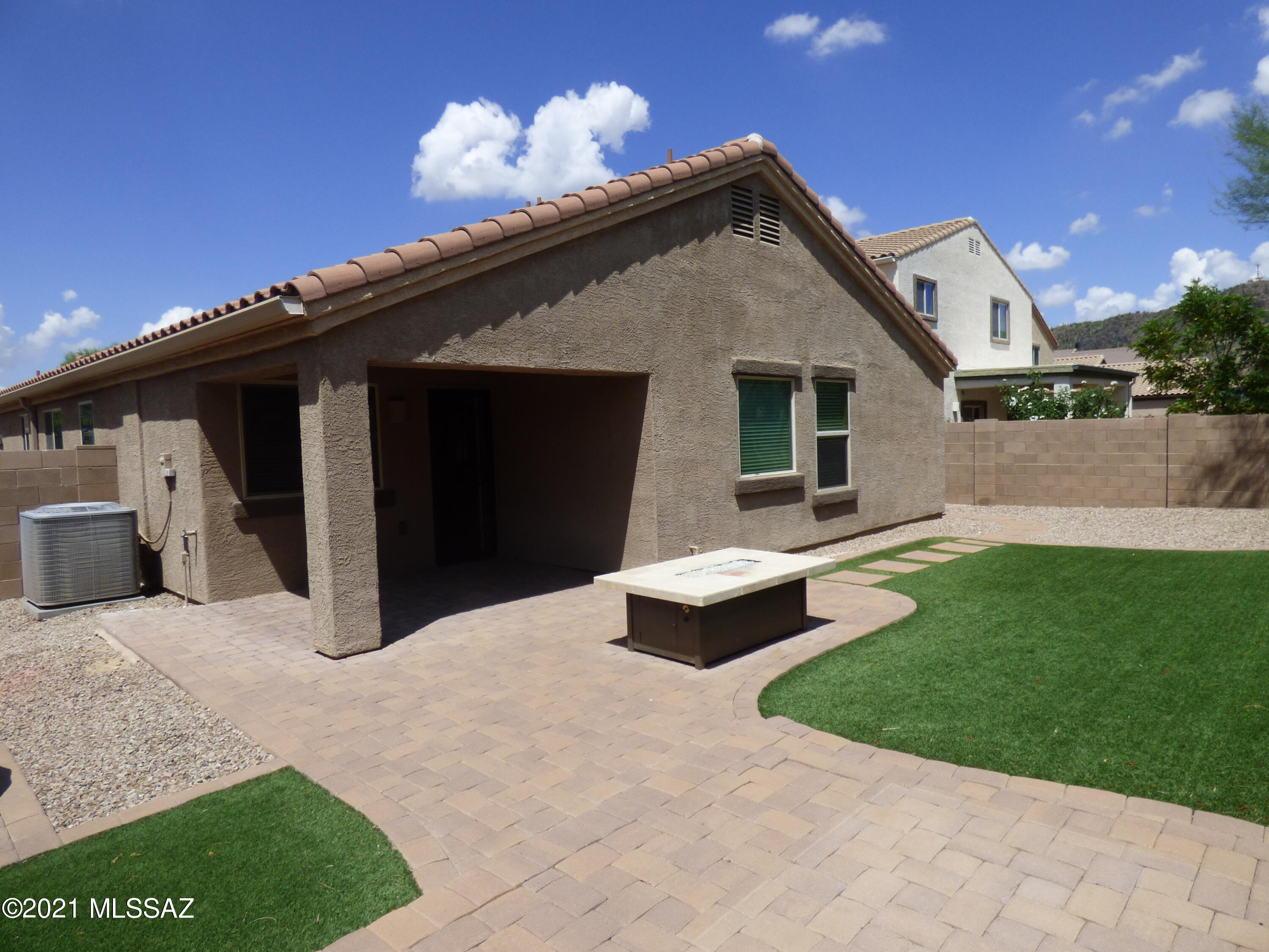 Saguaro Springs Block 8B (131-399) - Residential Lease