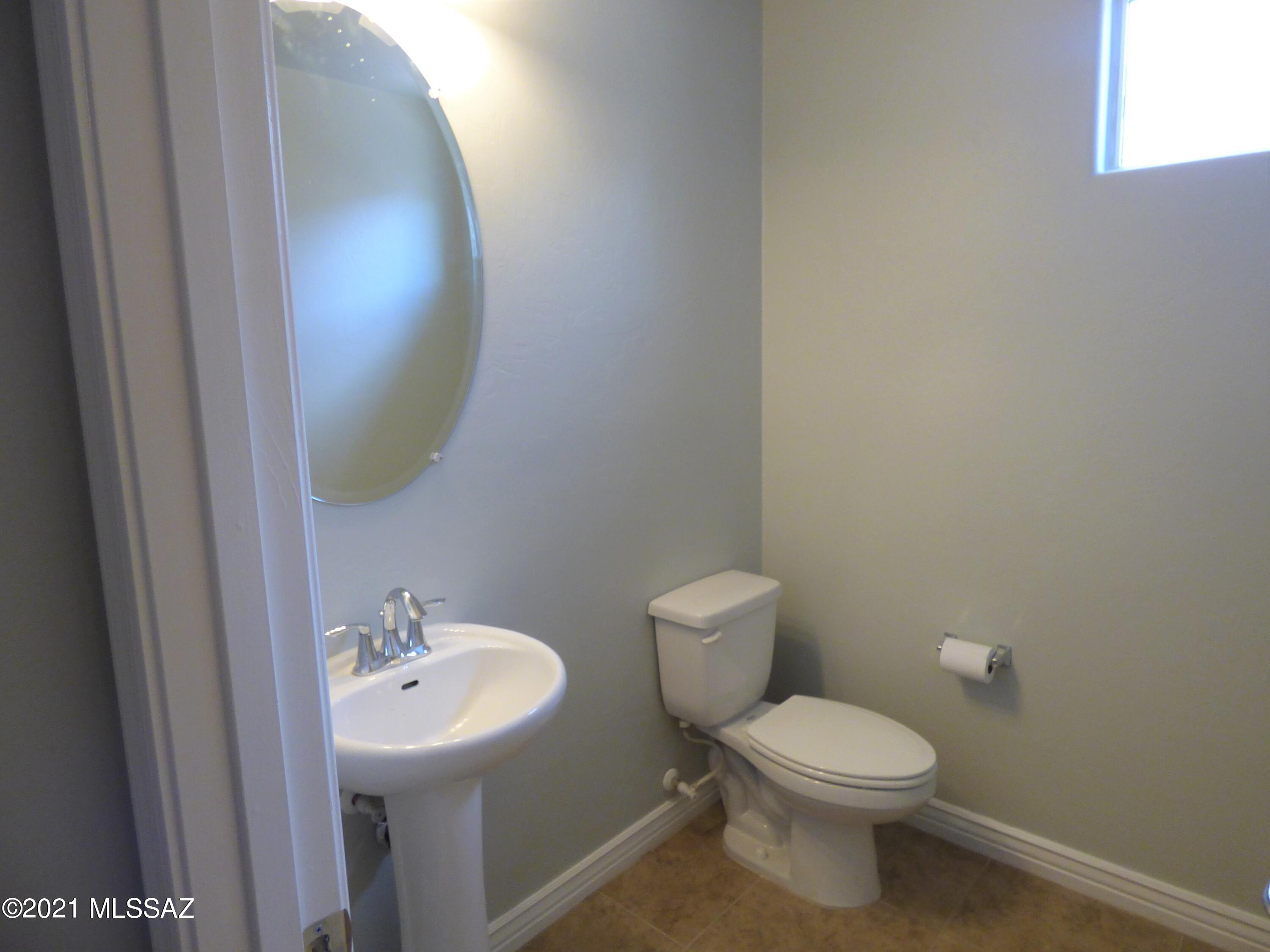Saguaro Springs Block 8B (131-399) - Residential Lease