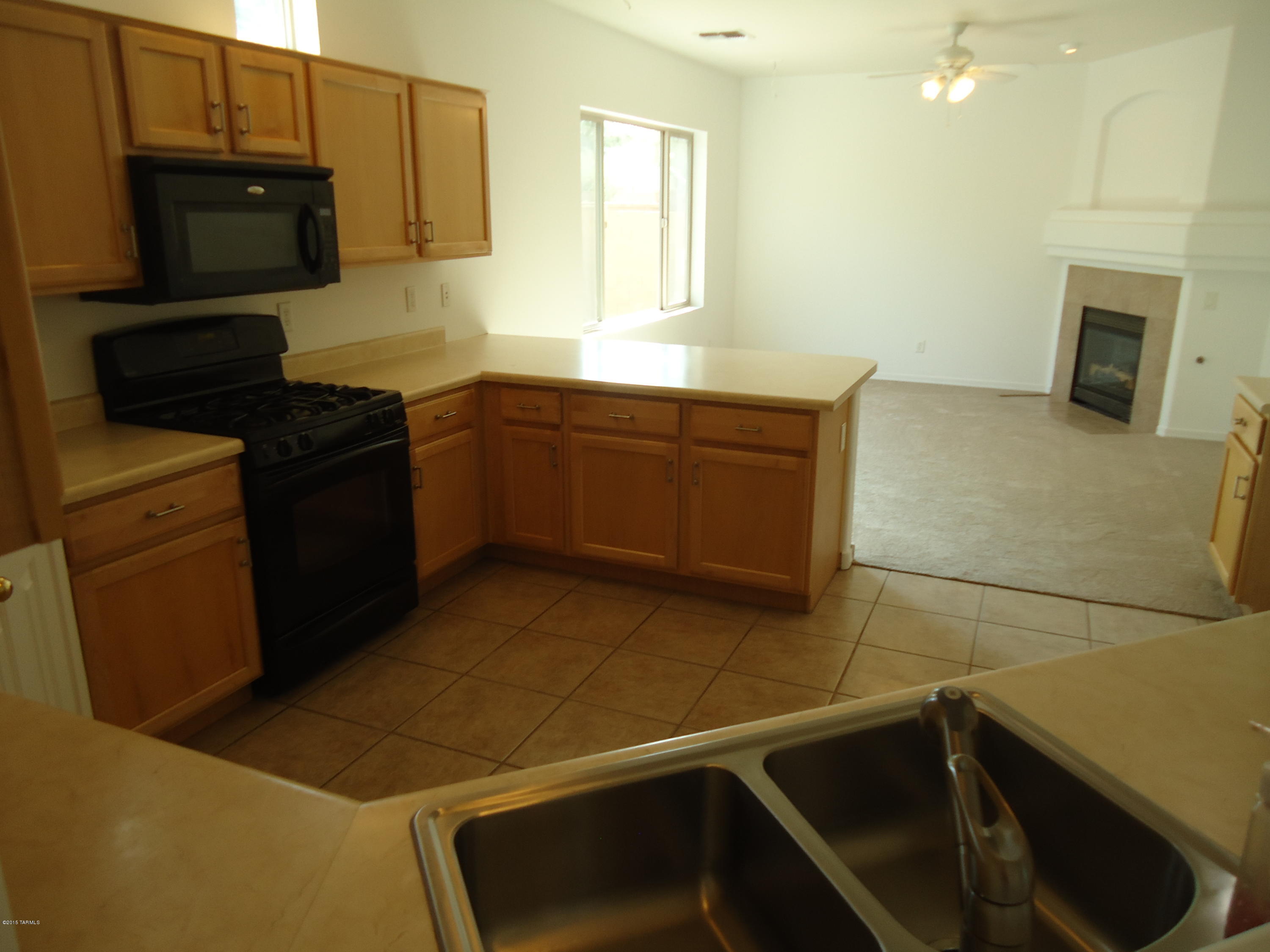 Presidio De Cancion (1-200) - Residential