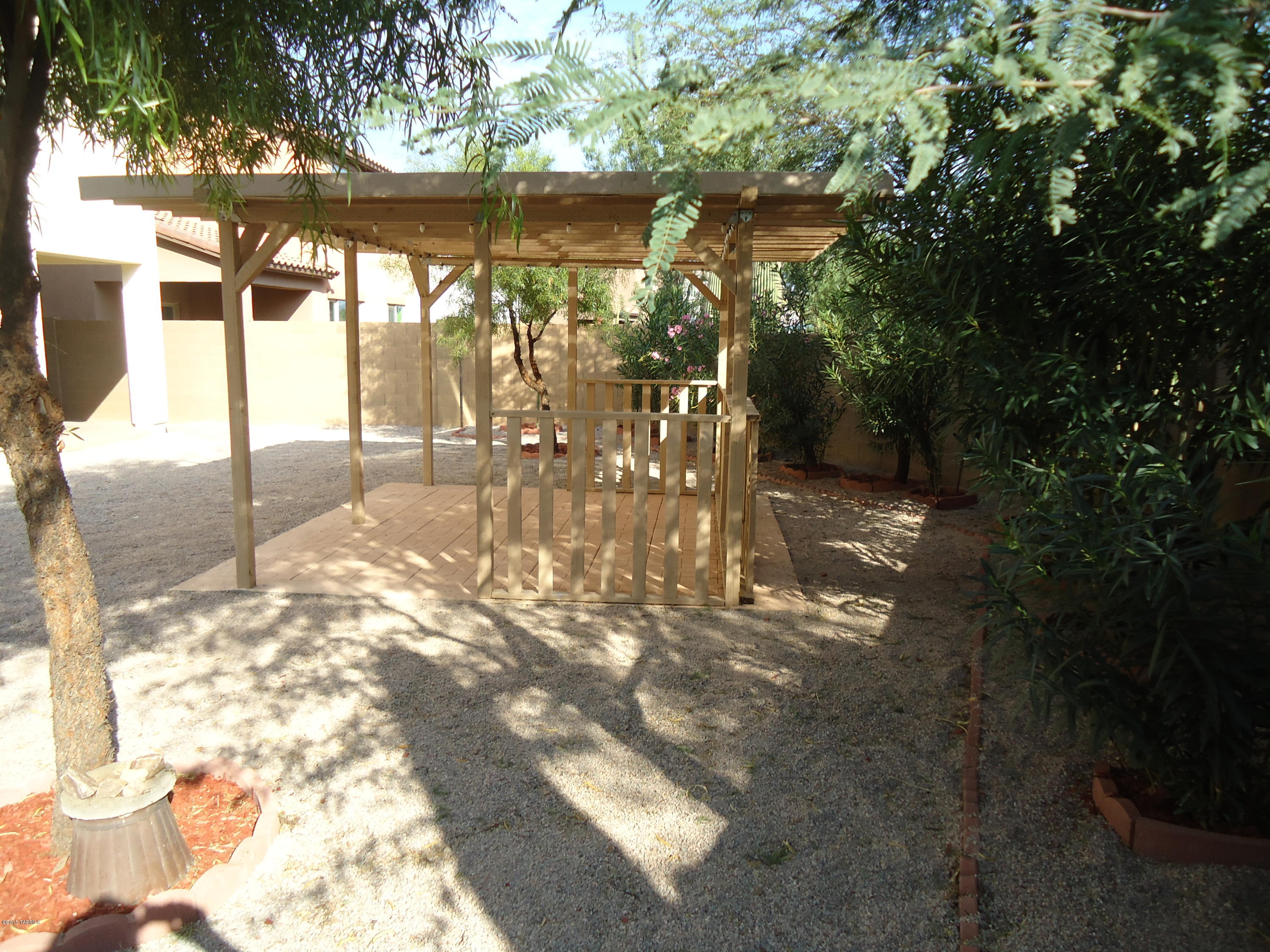 Presidio De Cancion (1-200) - Residential