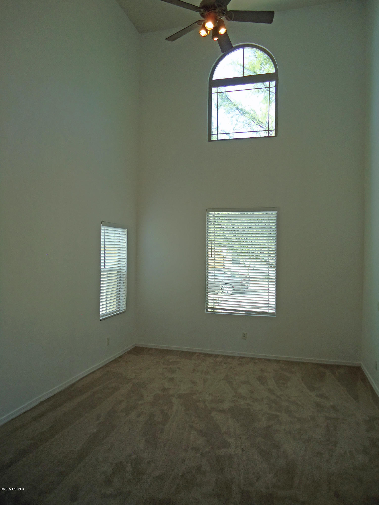 Presidio De Cancion (1-200) - Residential