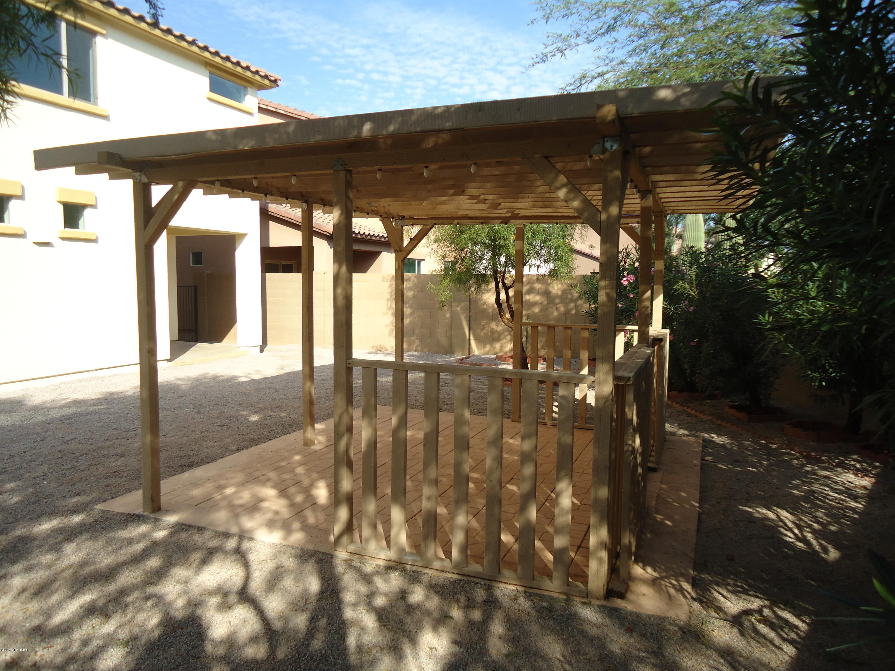 Presidio De Cancion (1-200) - Residential