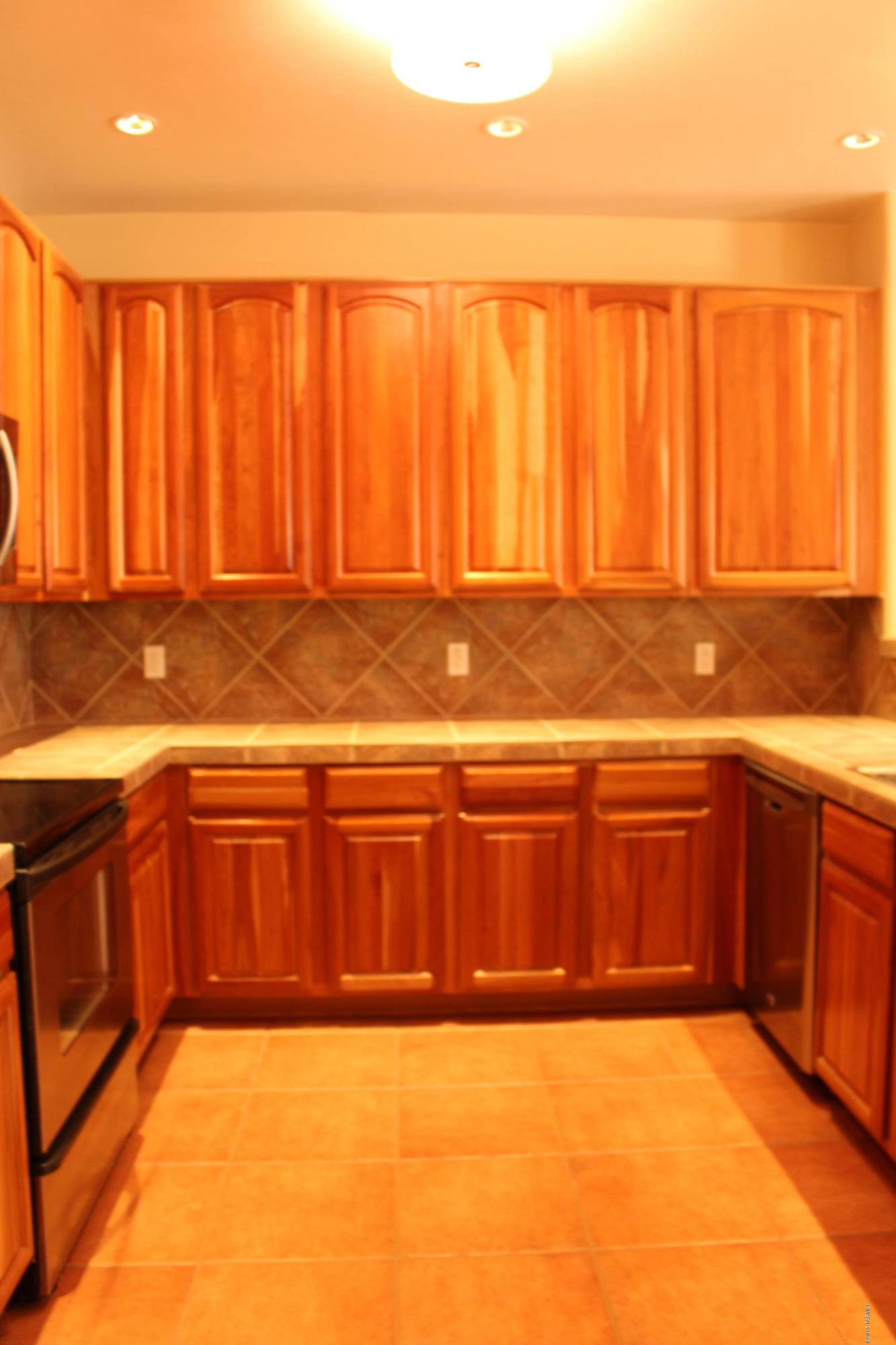 Catalina Vistas - Residential Lease