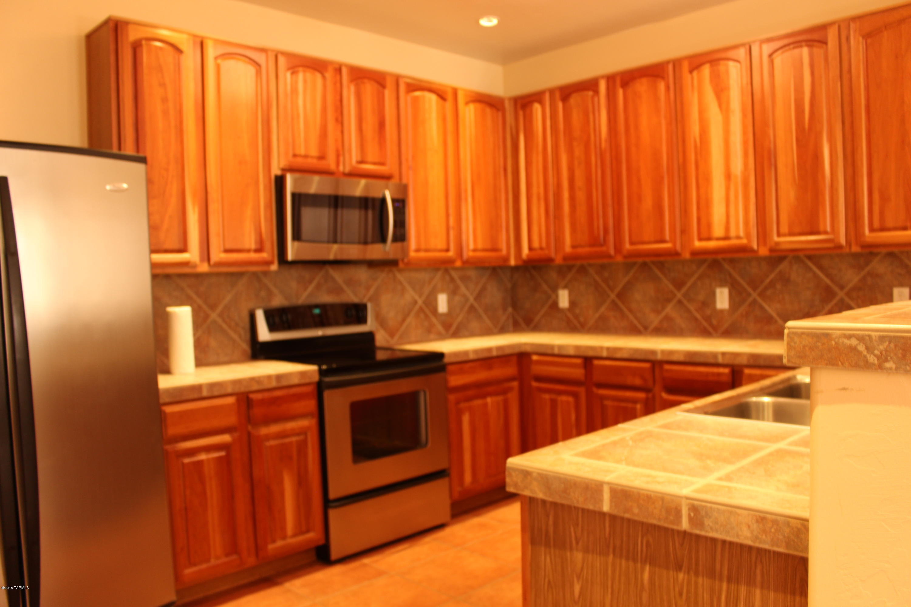 Catalina Vistas - Residential Lease