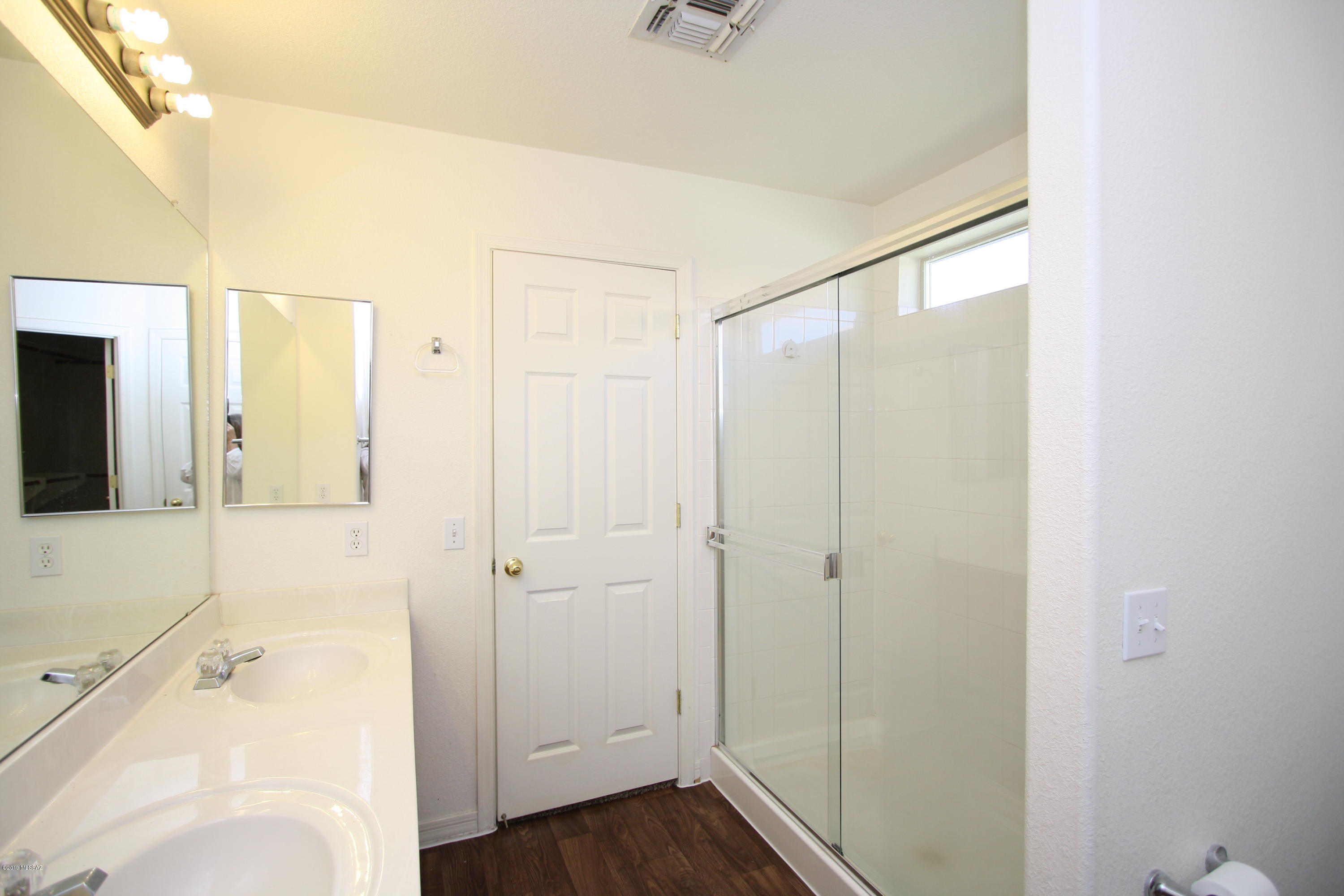 Serenata (1-98) - Residential Lease
