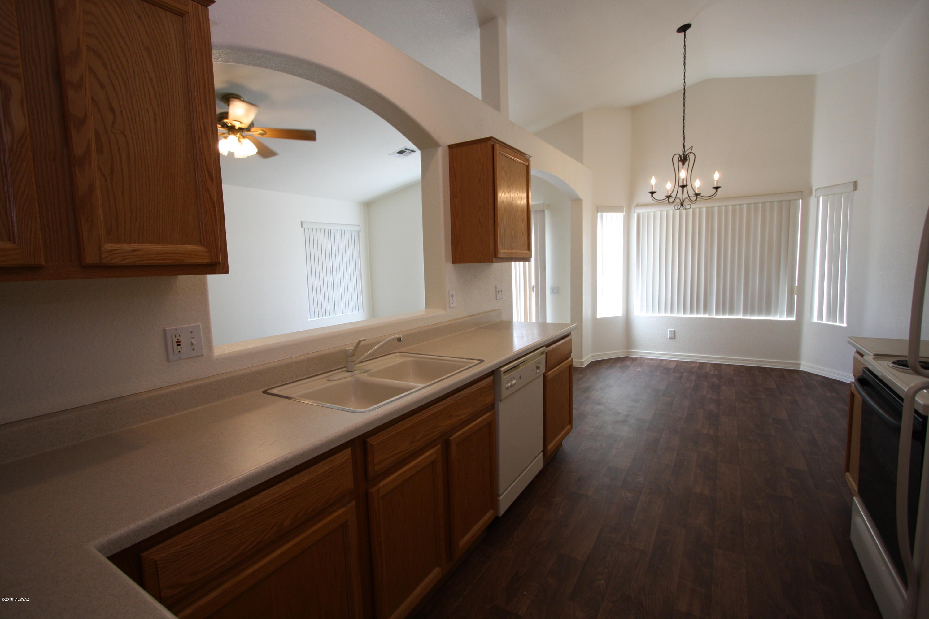 Serenata (1-98) - Residential Lease