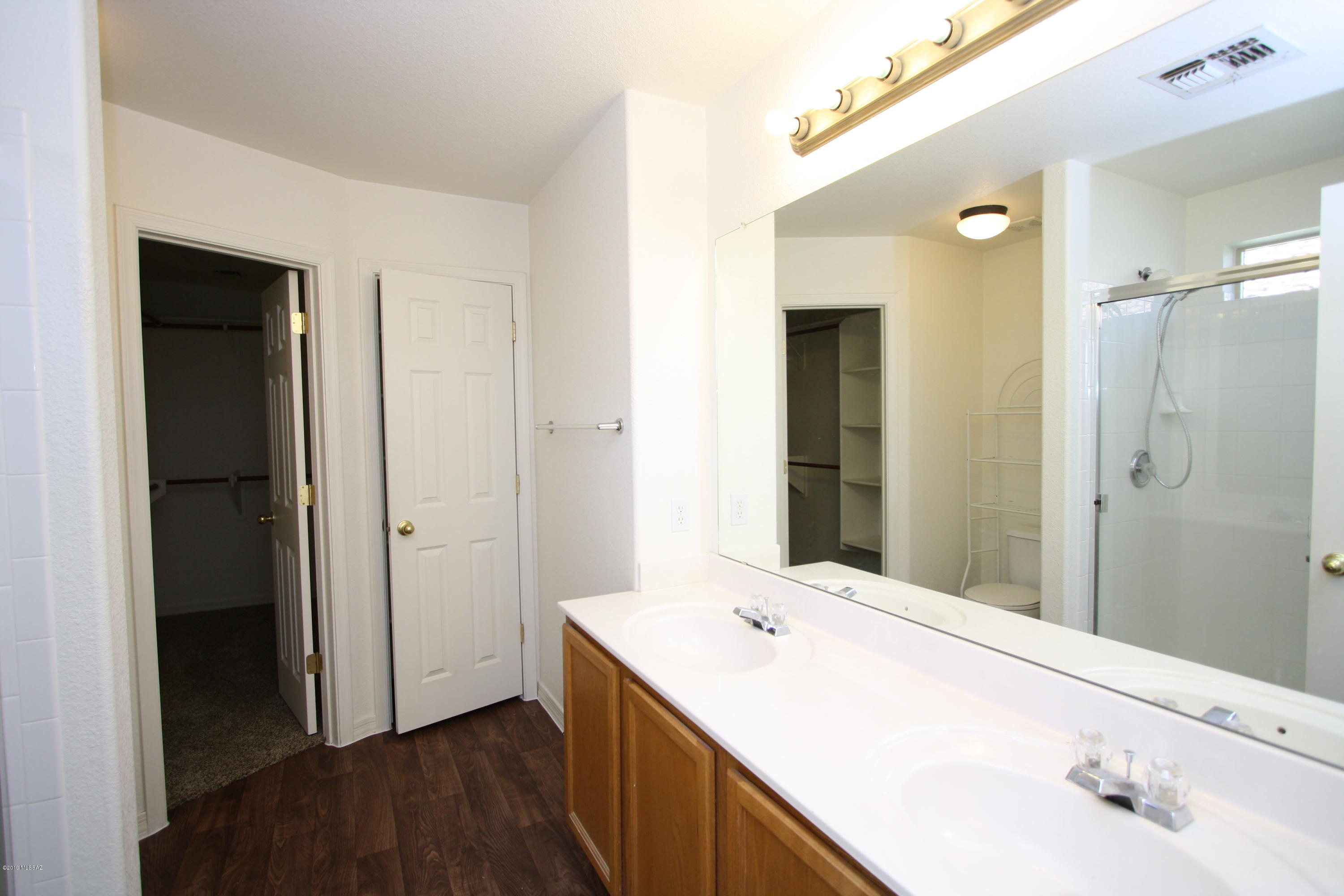 Serenata (1-98) - Residential Lease