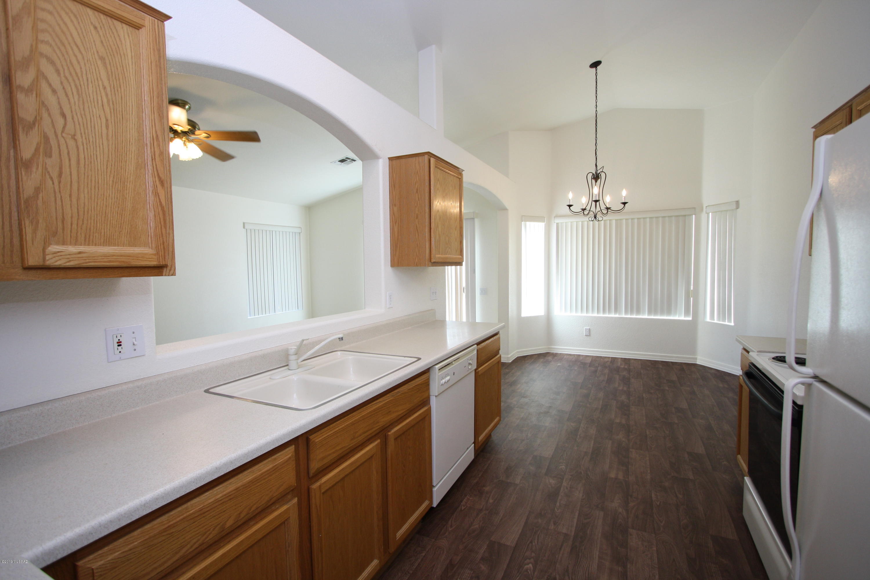 Serenata (1-98) - Residential Lease