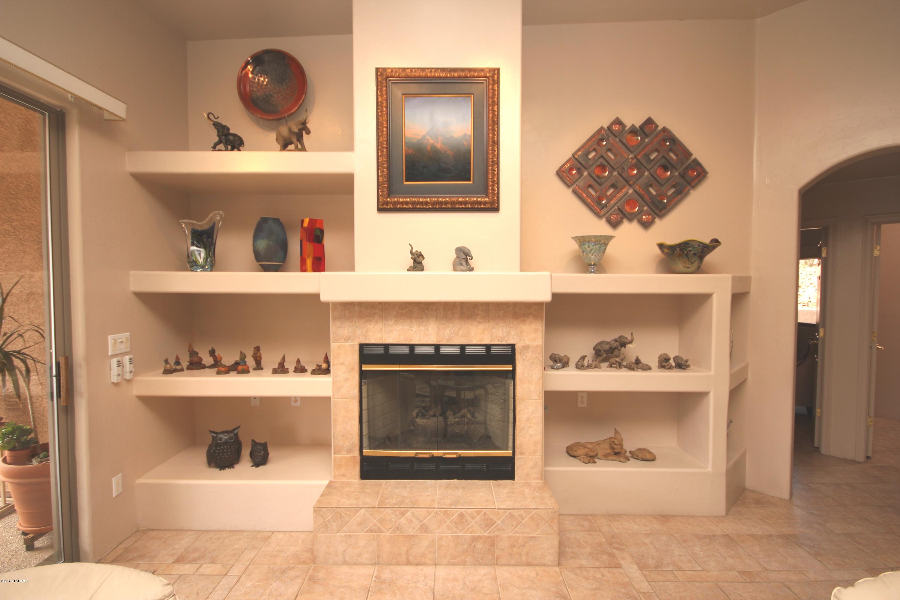 Canada Del Oro Estates - Residential