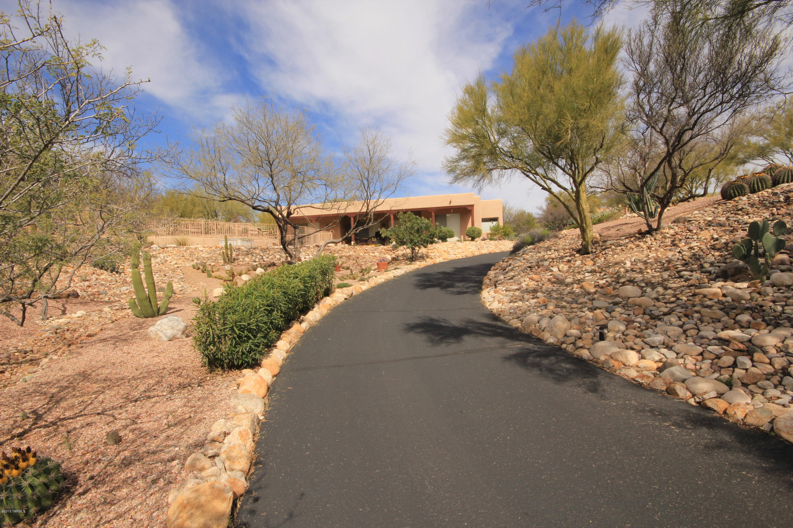 Canada Del Oro Estates - Residential