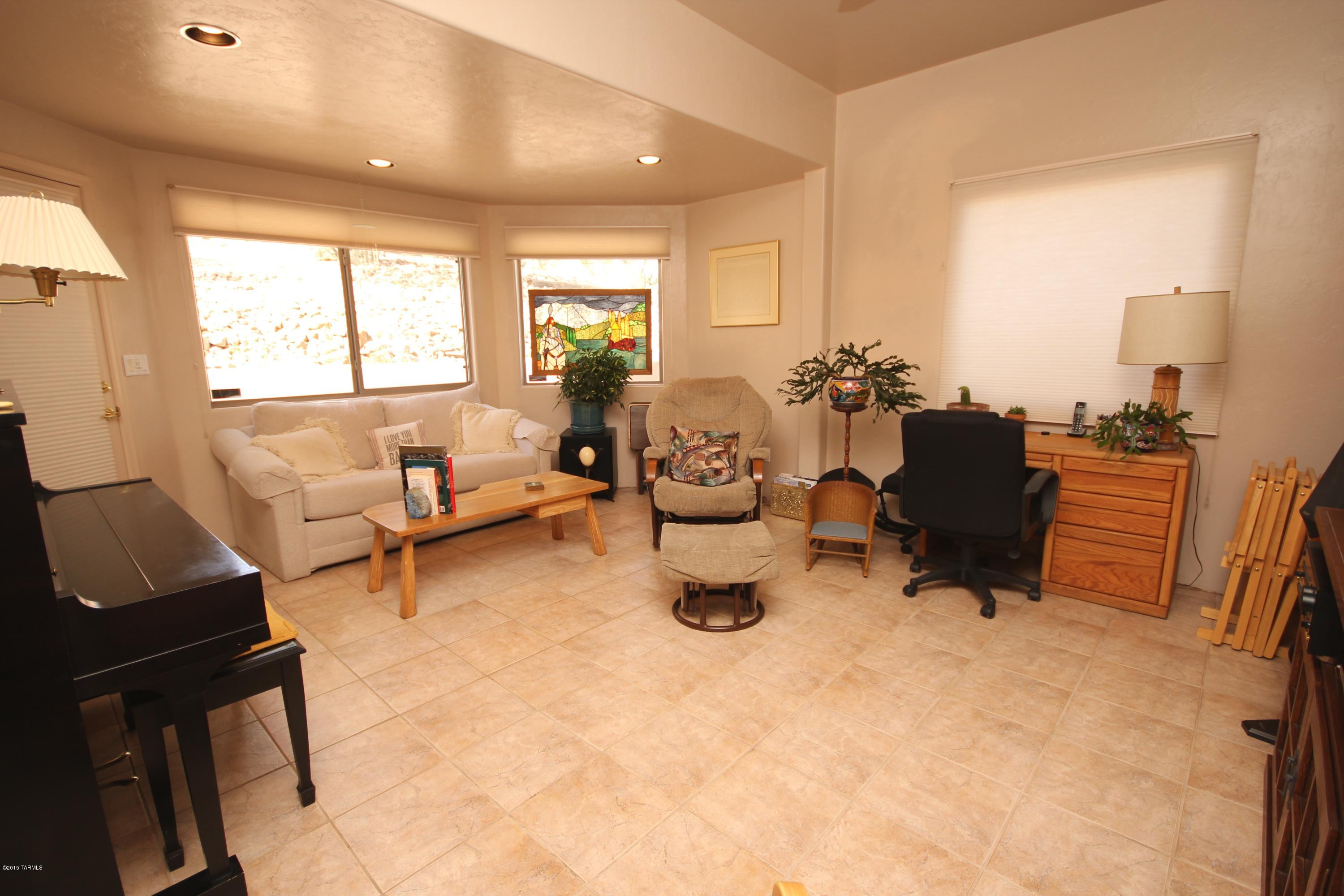 Canada Del Oro Estates - Residential