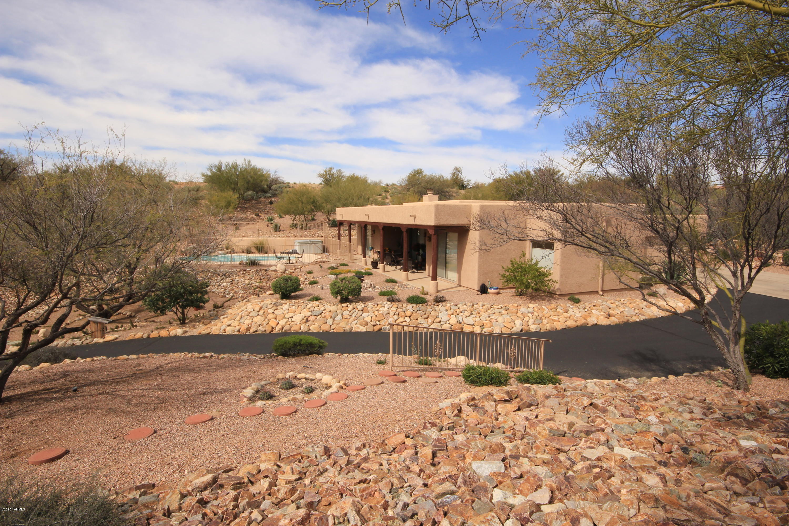 Canada Del Oro Estates - Residential