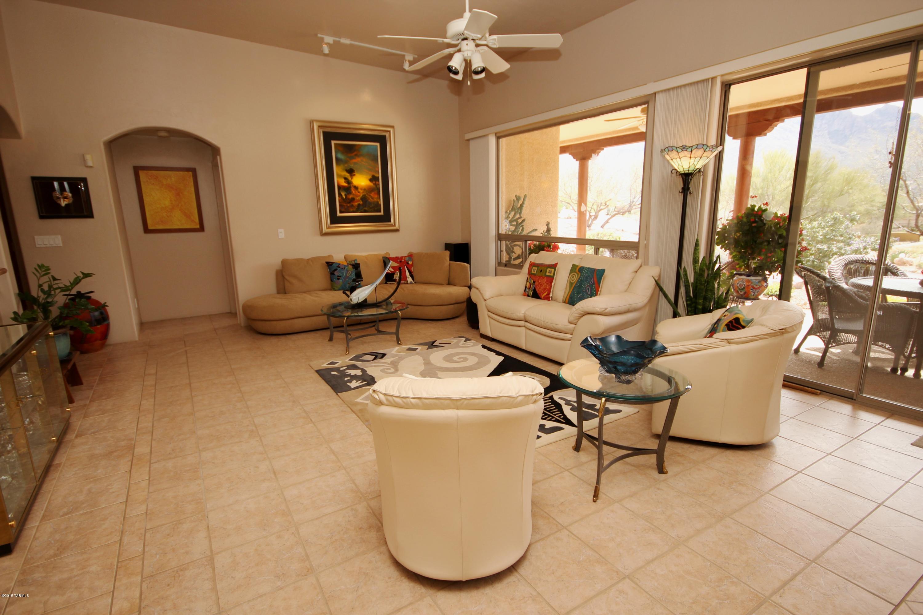 Canada Del Oro Estates - Residential