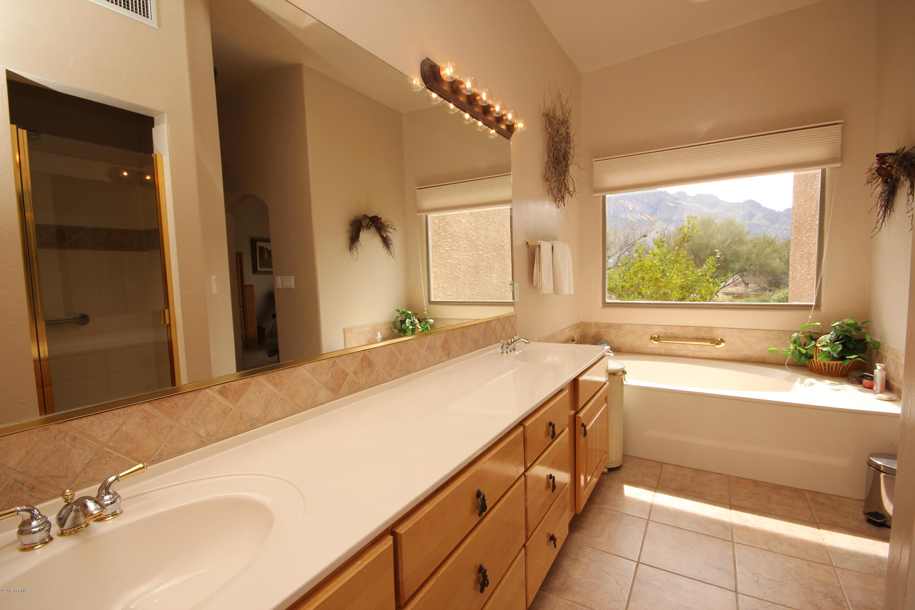 Canada Del Oro Estates - Residential