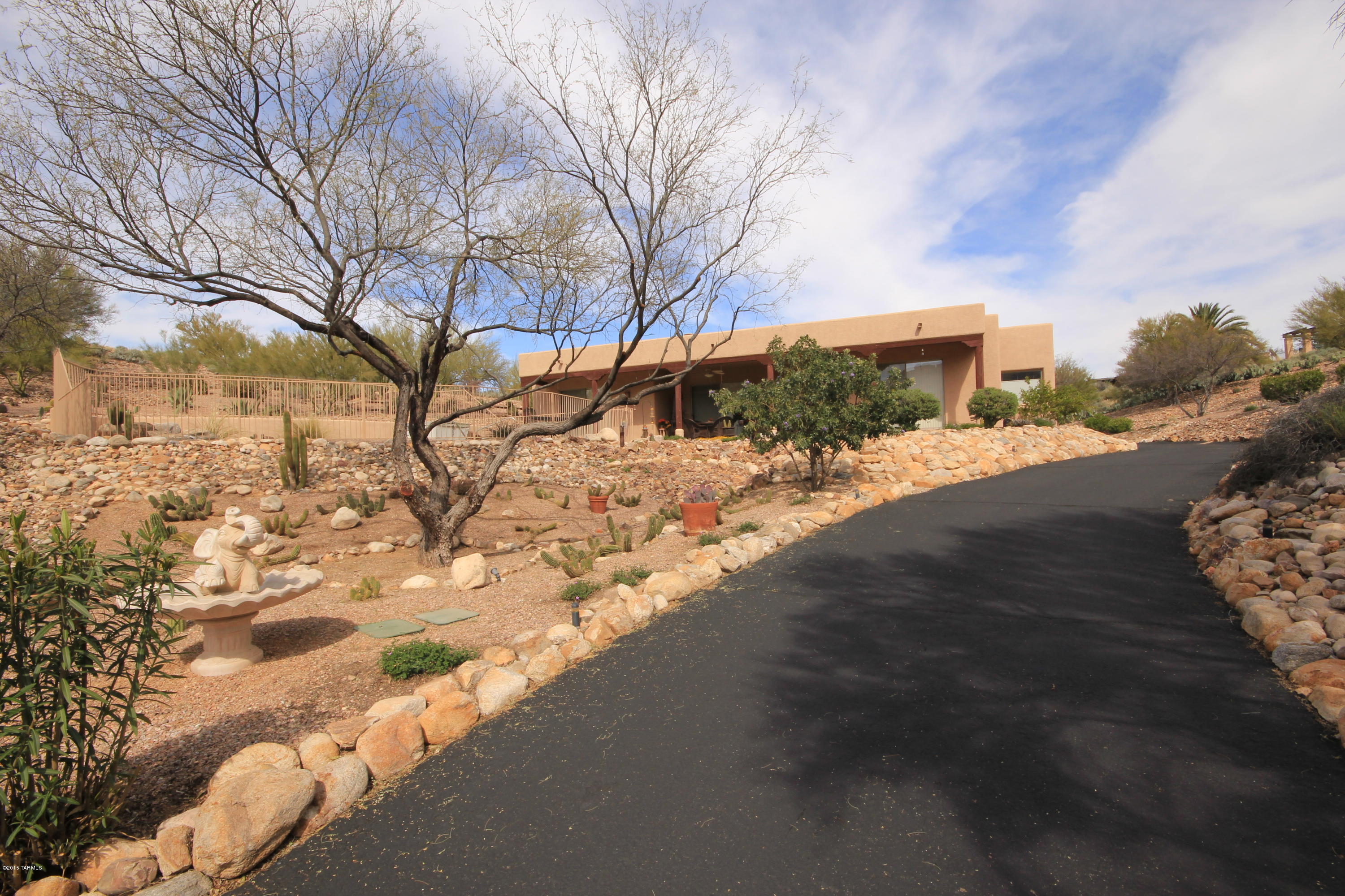 Canada Del Oro Estates - Residential
