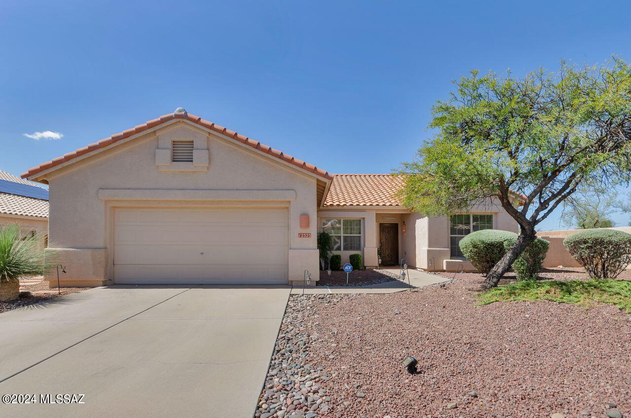 Step into this bright and welcoming home, offering a spacious open floor plan perfect for both entertaining and everyday living.The split-bedroom design ensures privacy and relaxation, with a huge primary suite that features a separate shower, soaking tub, and ample space for unwinding. Enjoy the peace of mind of energy efficient Anderson windows. Situated on a corner lot, the expansive backyard offers endless possibilities.