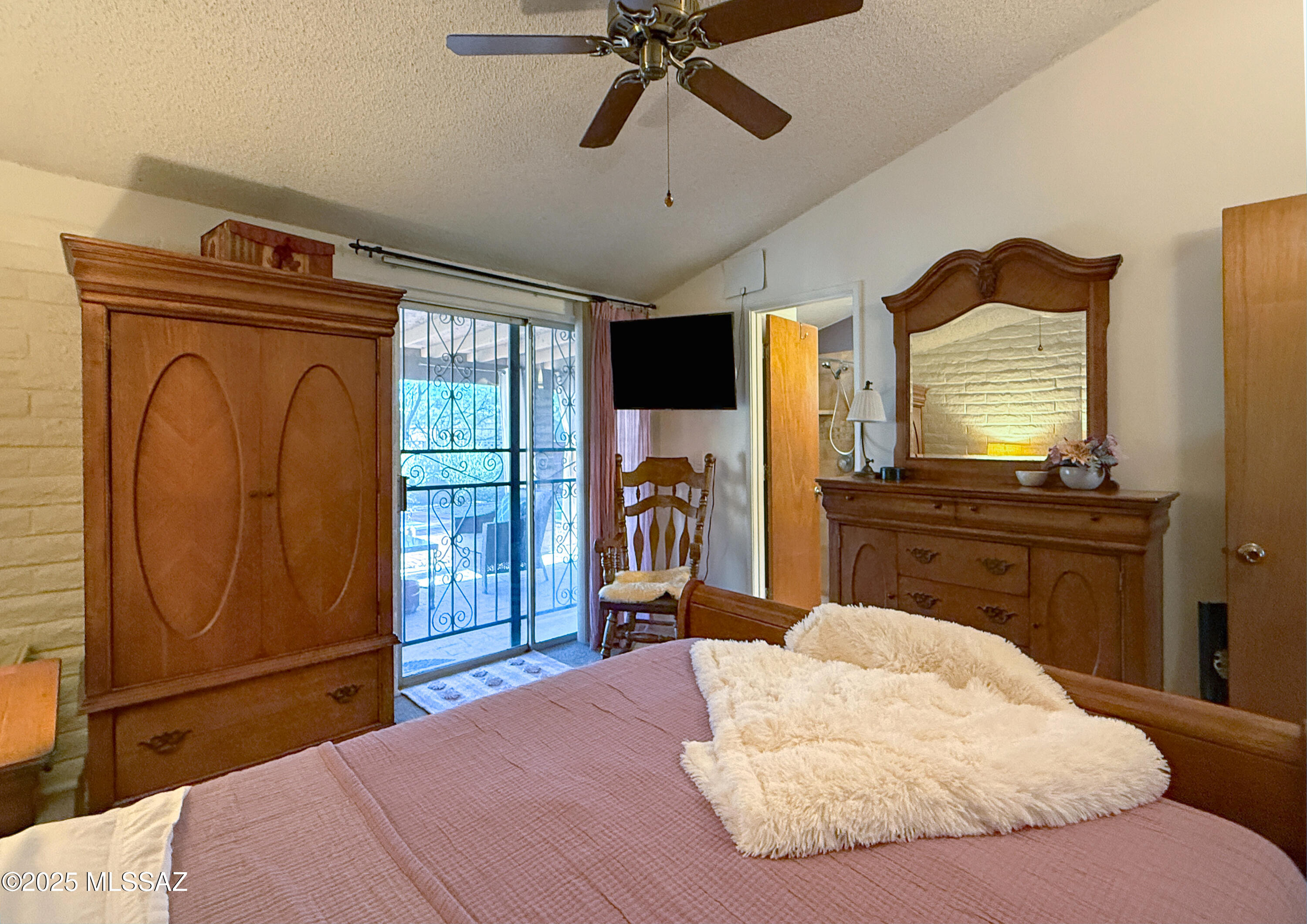 Los Reales Heights NO. 2 (1-138) - Residential