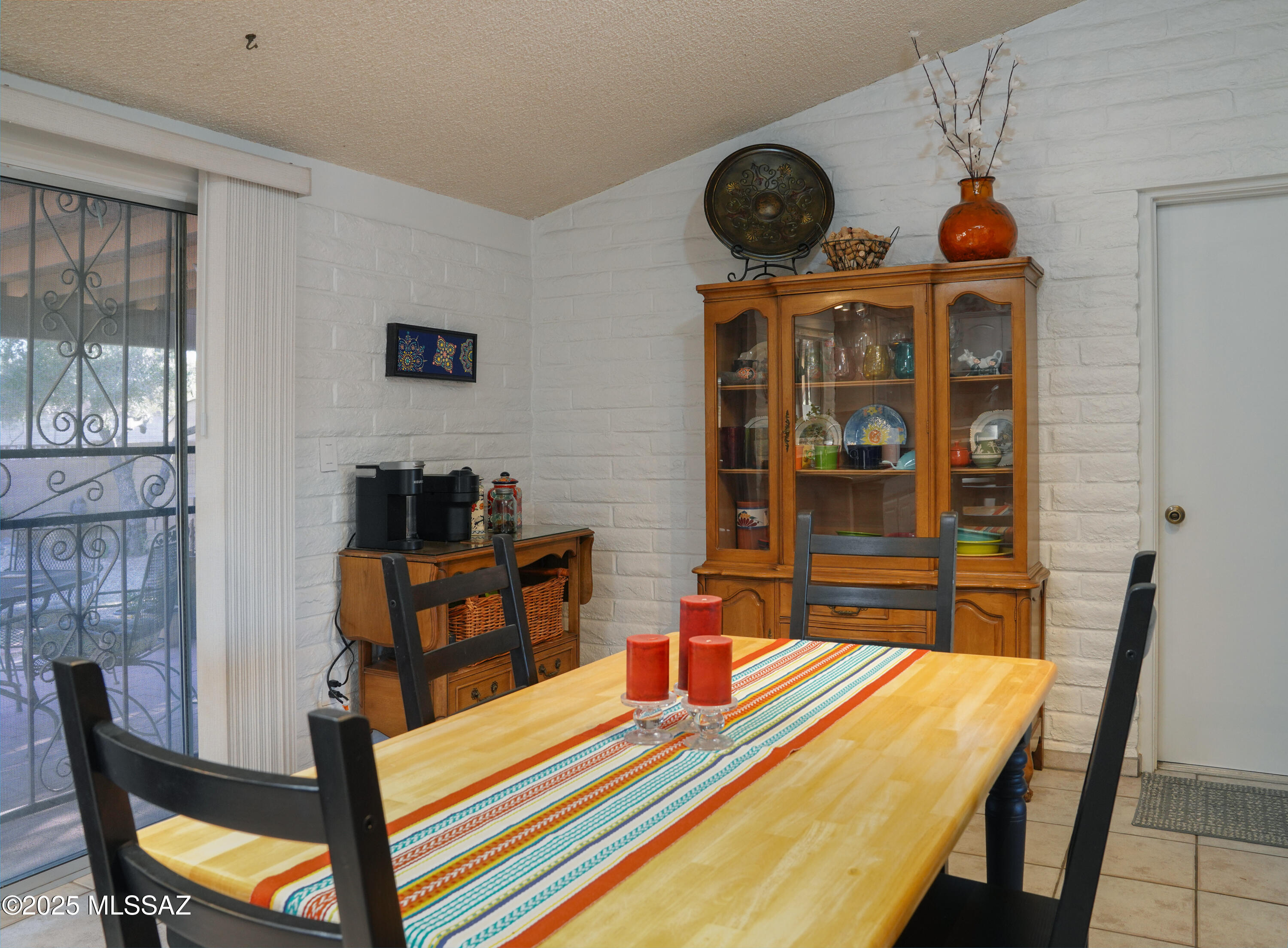 Los Reales Heights NO. 2 (1-138) - Residential
