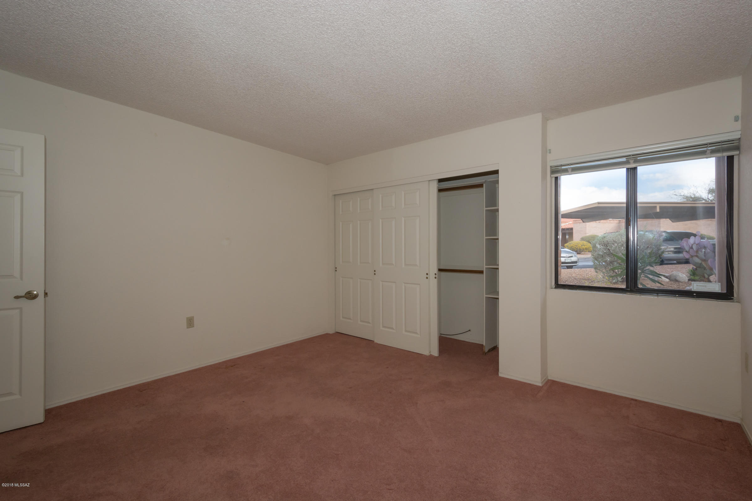 La Cholla Hills(1-313) - Residential
